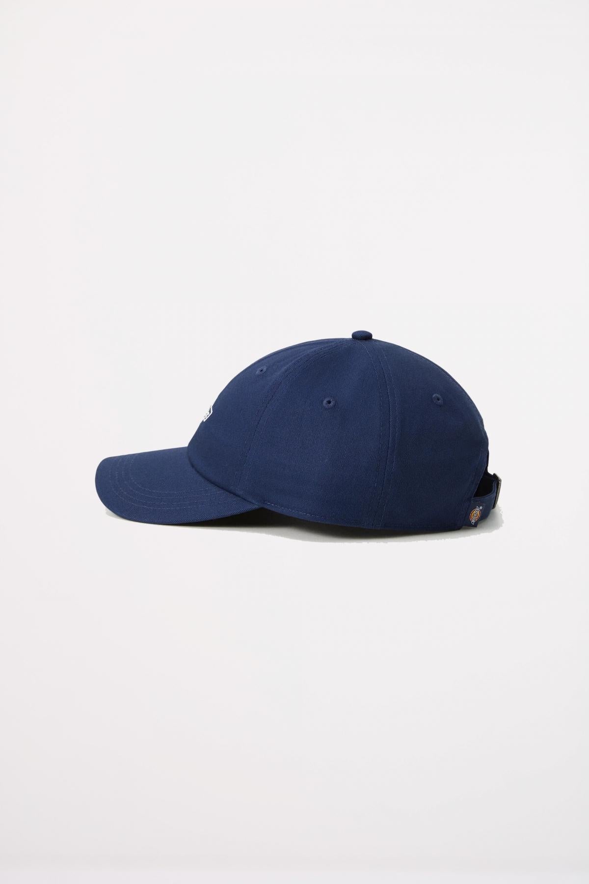 DICKIES ESSENTIAL DAD CAP NAVY en color AZUL (2)