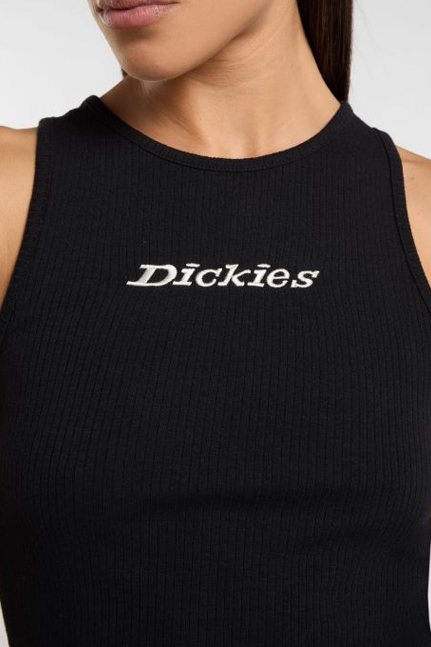 DICKIES DKAZNBLK RIB TOP en color NEGRO (4)