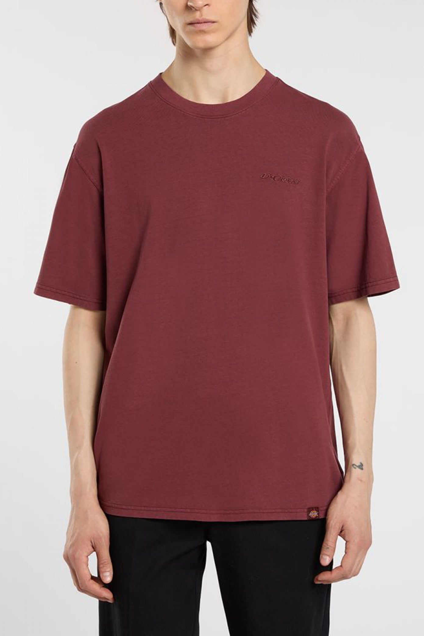DICKIES SLAYDEN GD en color BURDEOS (1)