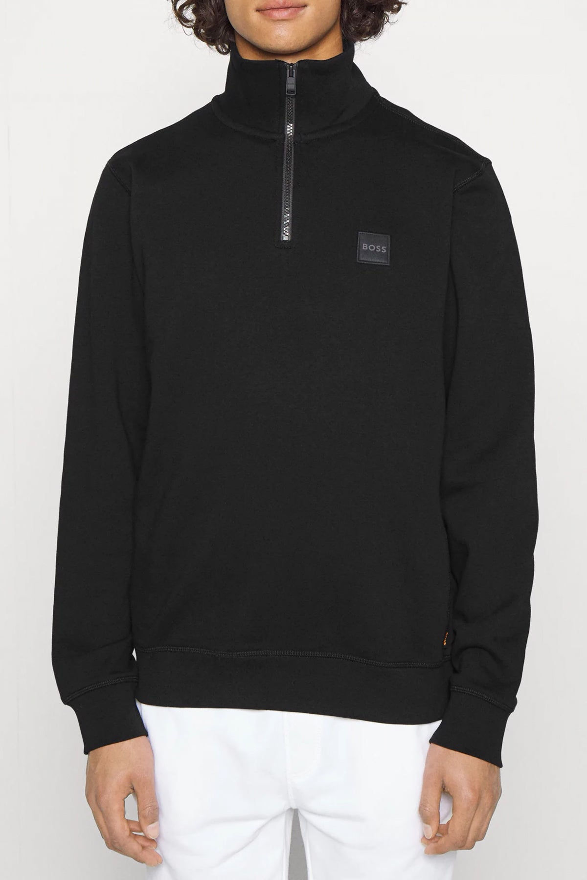 BOSS ZETRUST en color NEGRO (1)