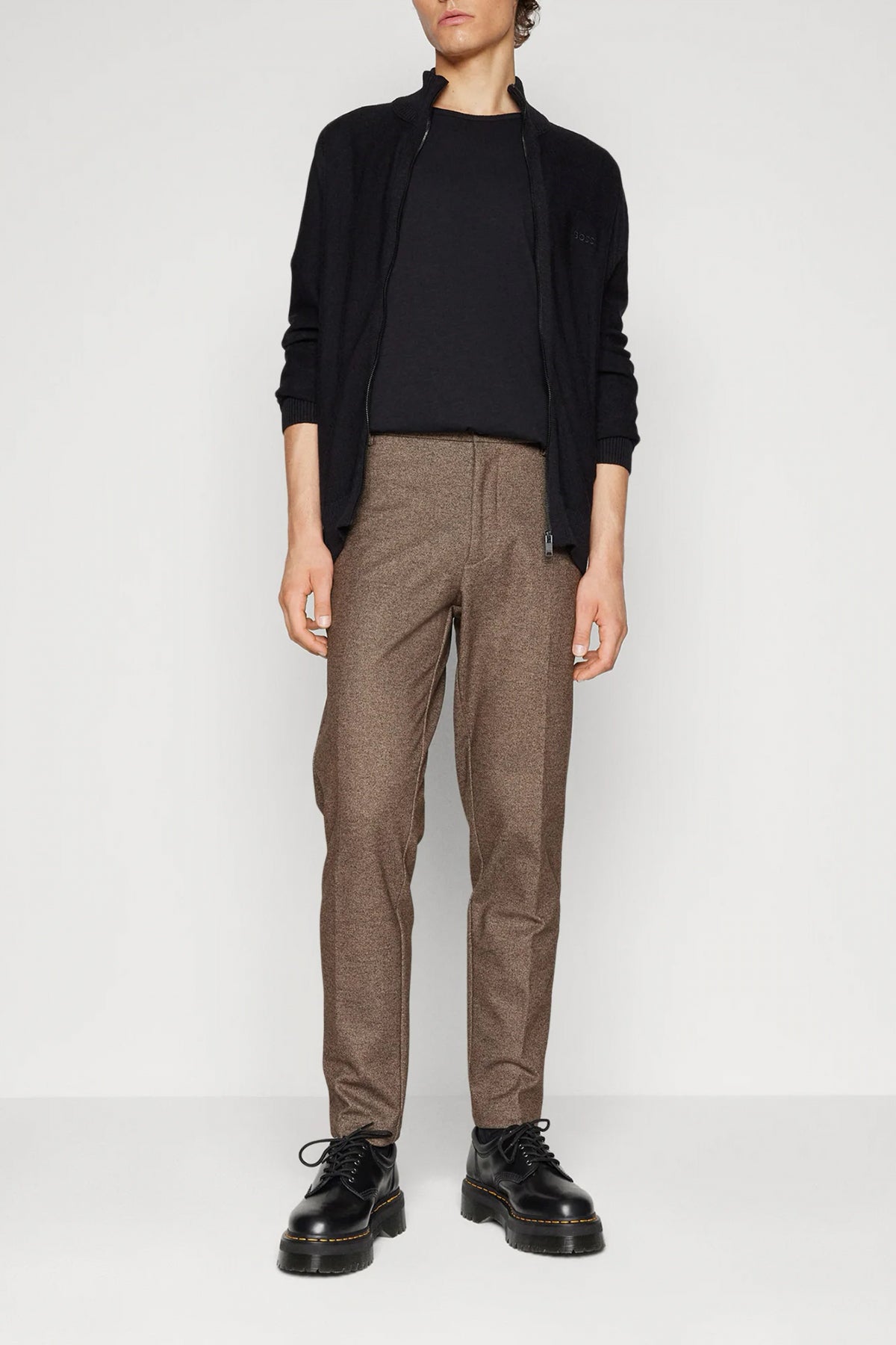 HUGO BOSS AVAC FZ en color NEGRO (4)