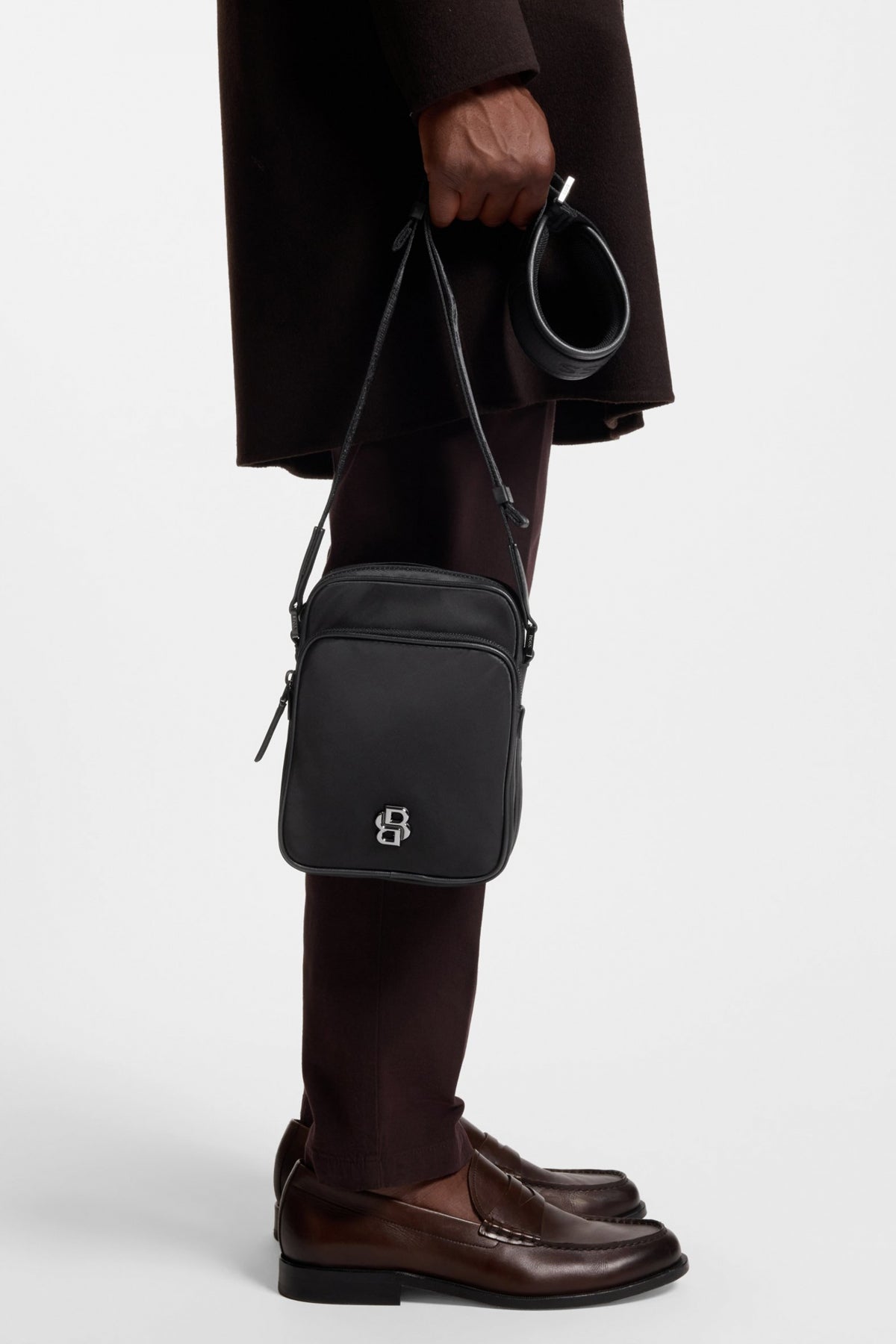 BOSS B ICON NS CROSSB en color NEGRO (4)