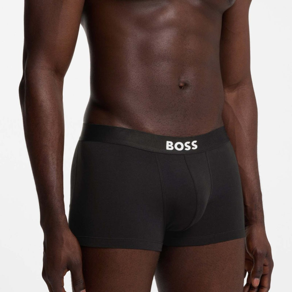 BOSS HB en color NEGRO (6)