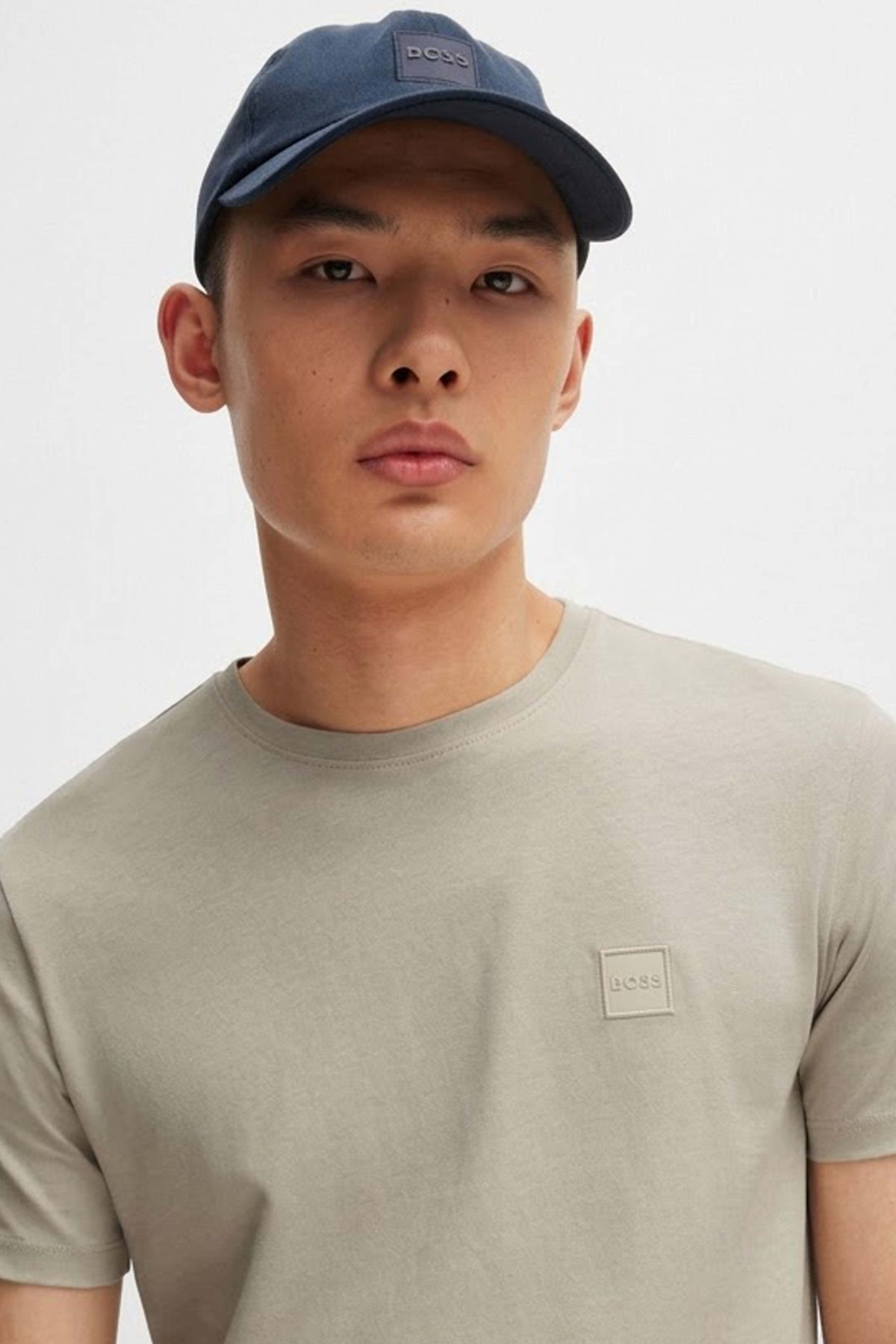 BOSS HB en color BEIS (3)
