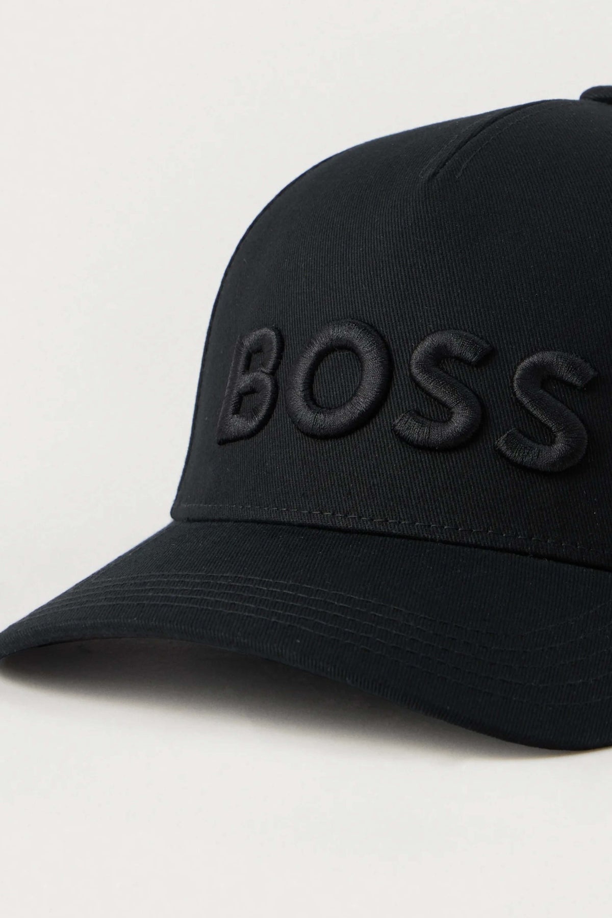 BOSS SETH en color NEGRO (4)