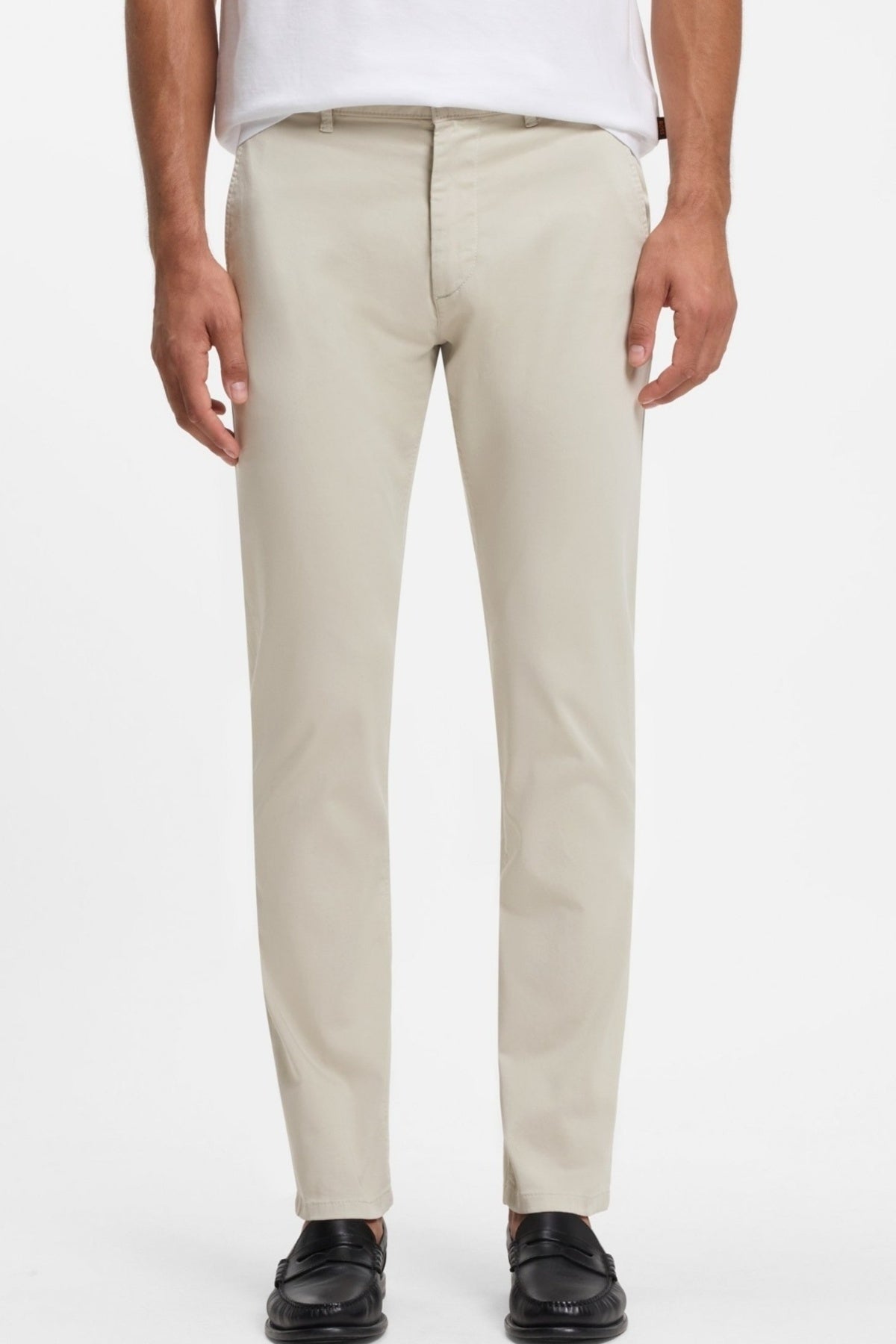 BOSS HB CHINO SLIM en color BEIS (1)