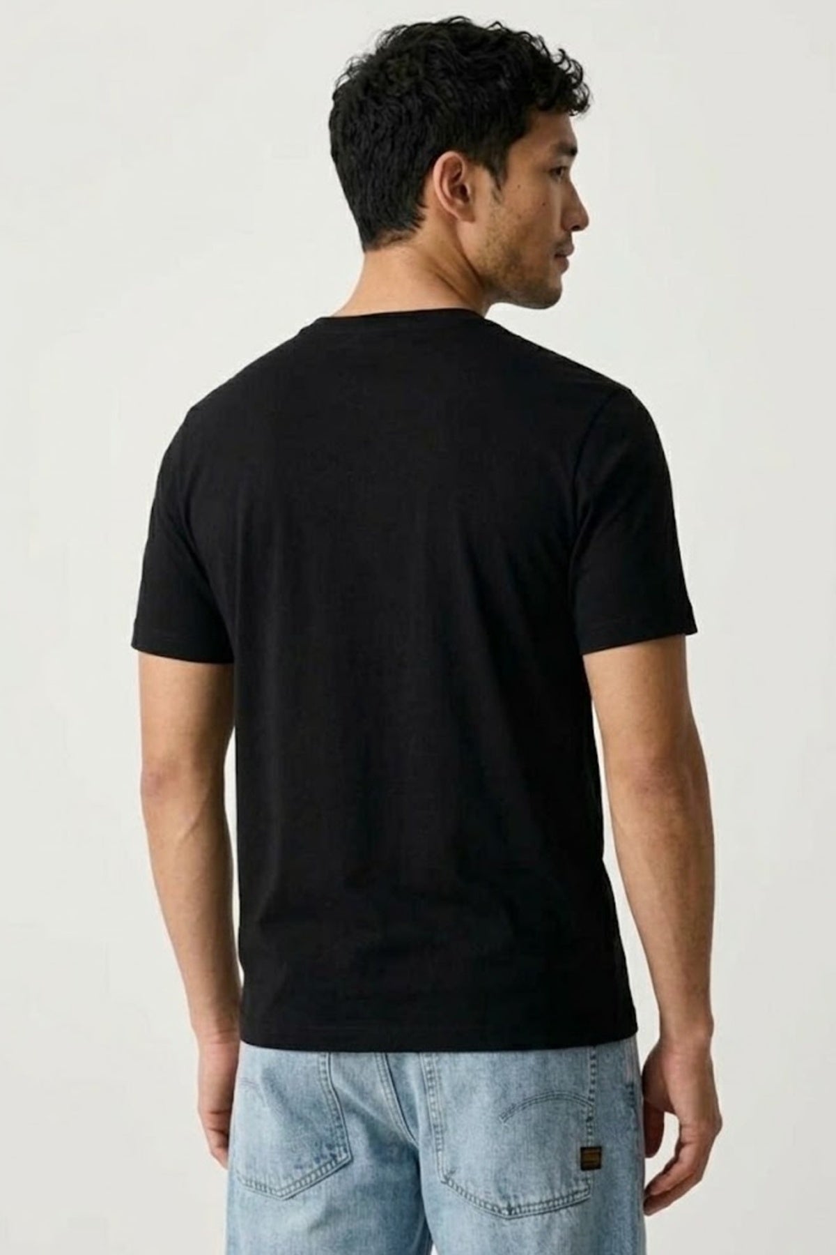 BOSS HB TE LOGOTAPE en color NEGRO (2)