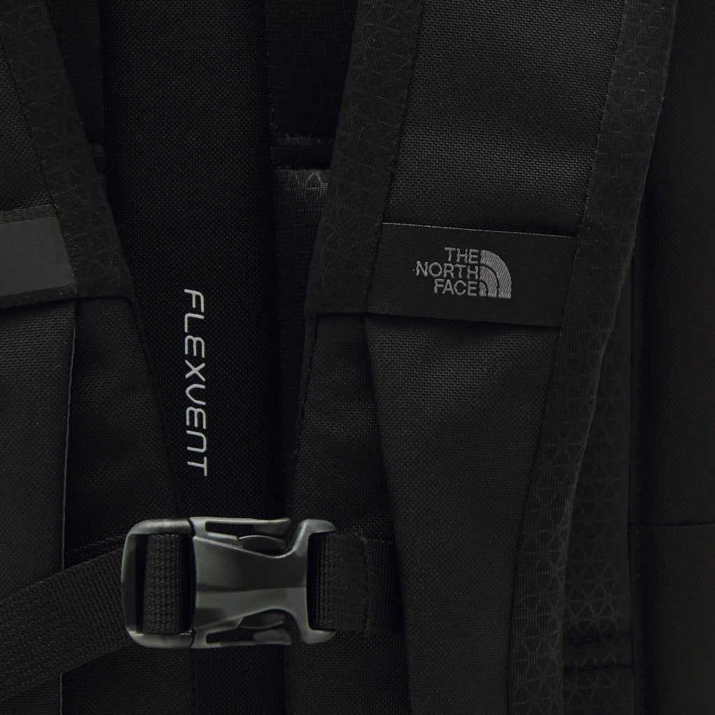 THE NORTH FACE NFAVXFH en color NEGRO (3)