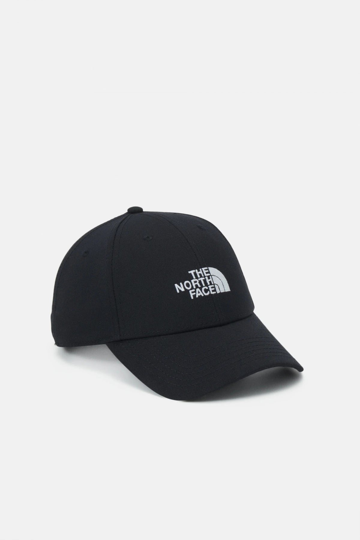 THE NORTH FACE RECYCLED CLASSIC HA en color NEGRO (1)