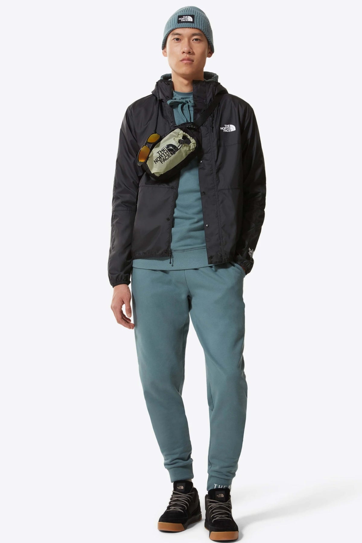THE NORTH FACE M SEASONAL MOUNTAIN JA en color NEGRO (1)