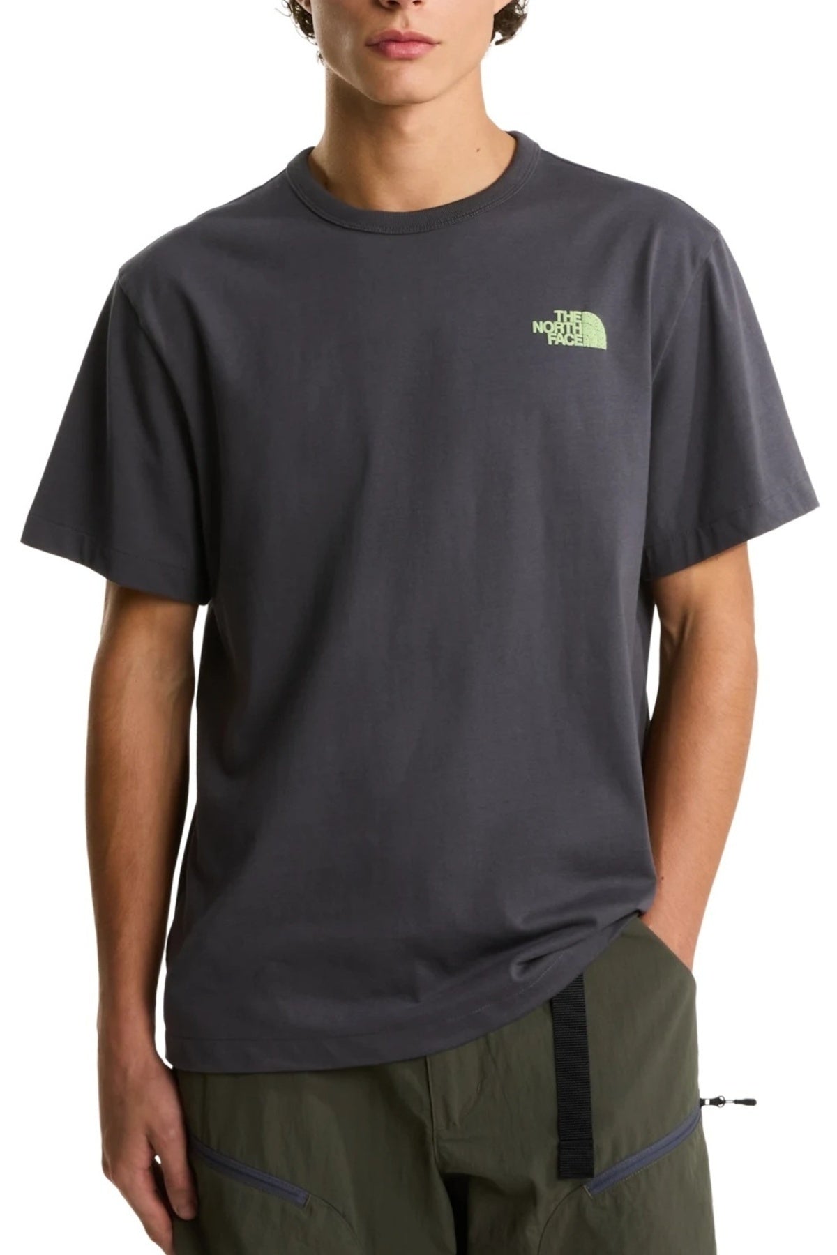 THE NORTH FACE U NSE SLOPES RLX SS TEE en color GRIS (1)