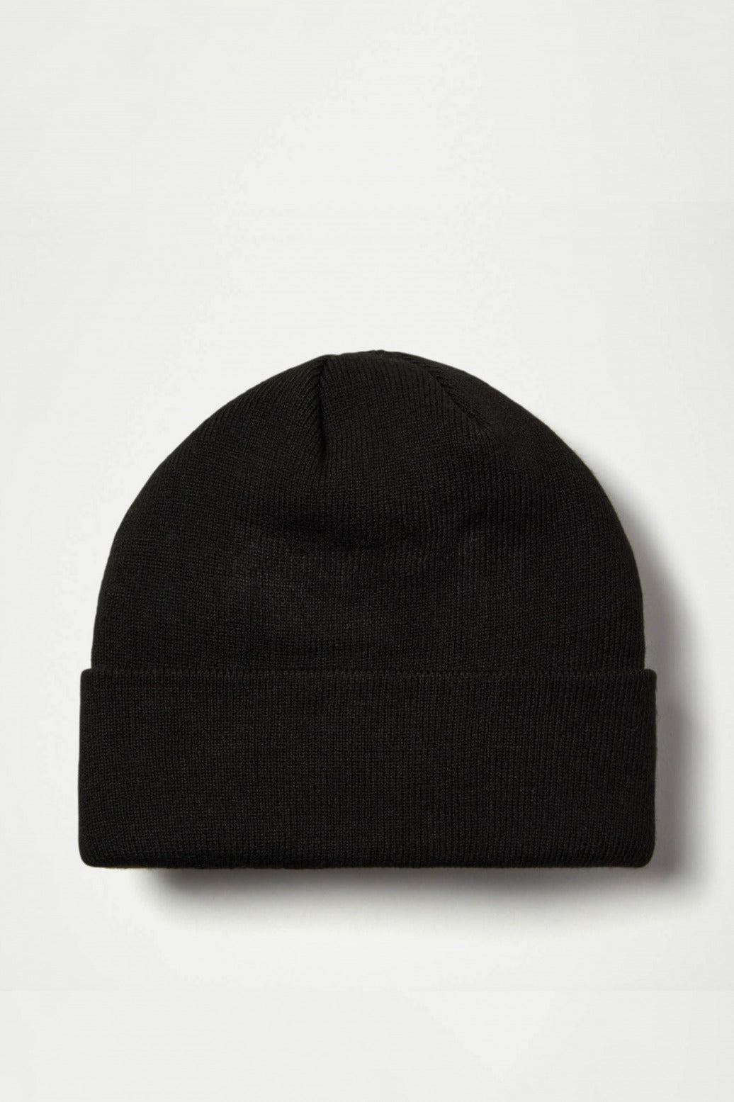 ELLESSE THAR BEANIE en color NEGRO (2)