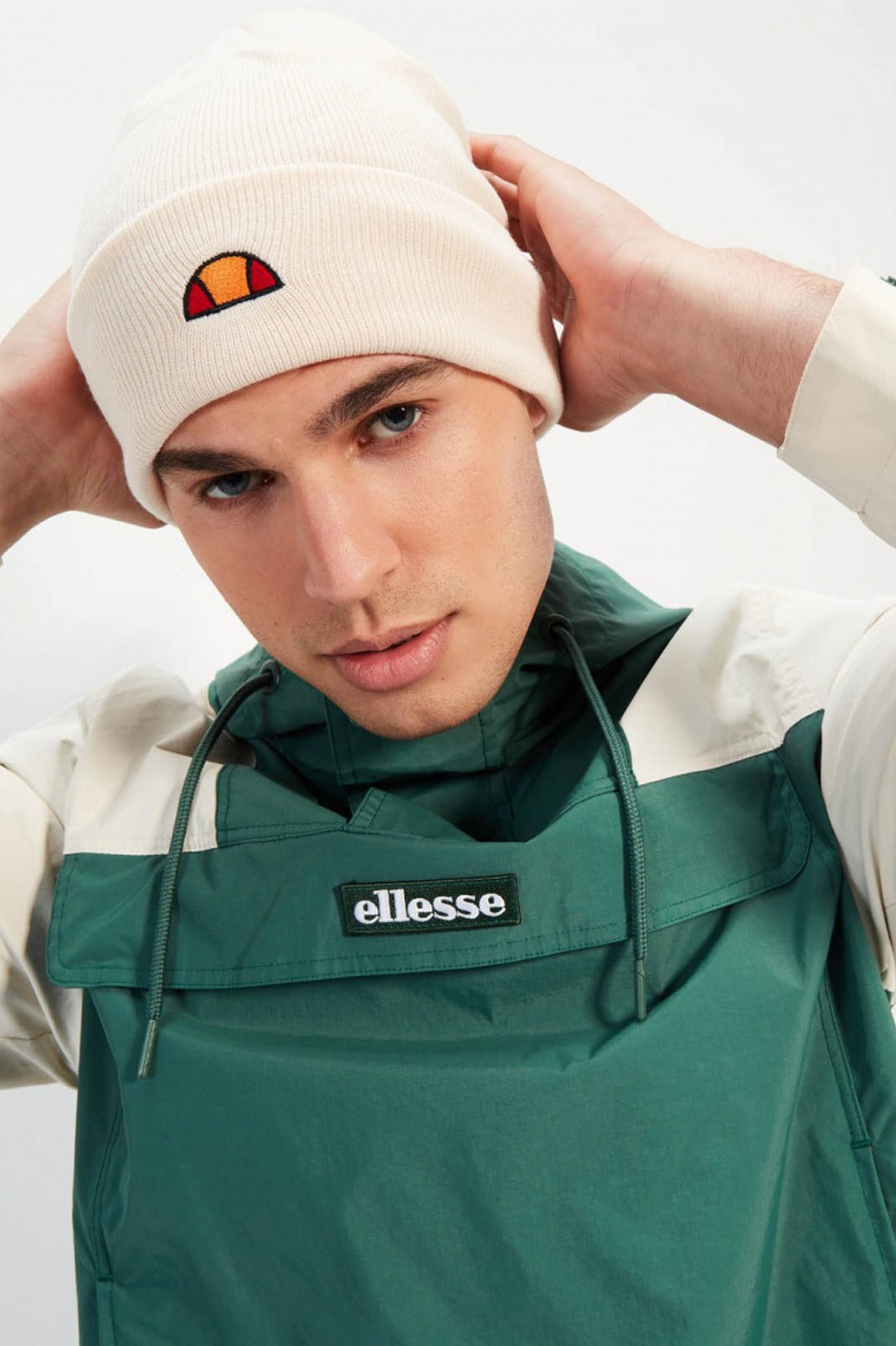 ELLESSE THAR BEANIE en color BLANCO (4)