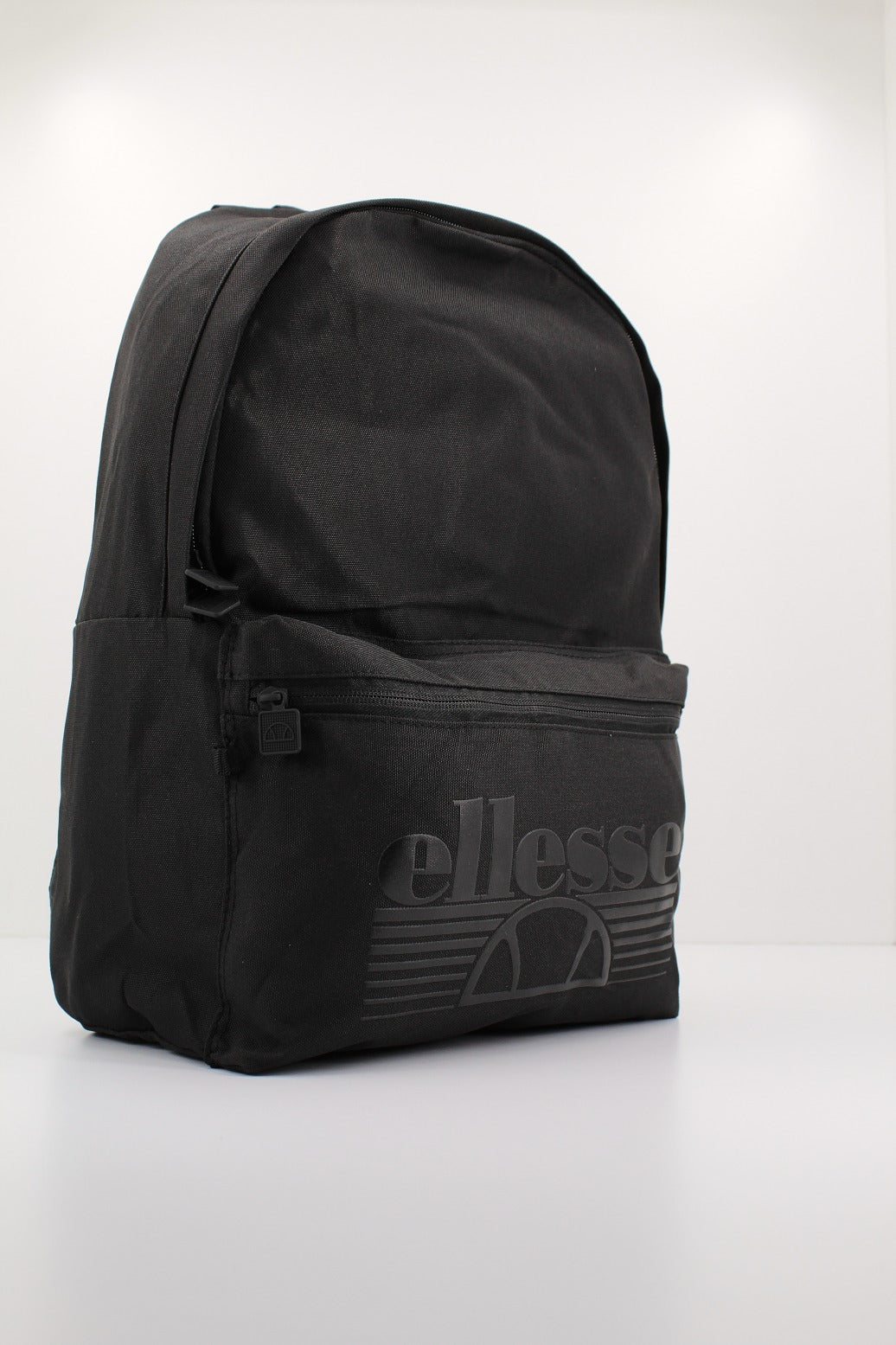 ELLESSE ADIELO BACKPACK en color NEGRO (1)