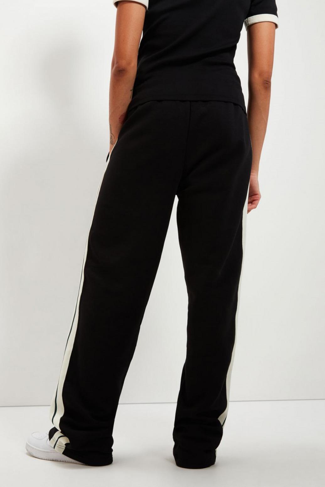 ELLESSE RADICE JOGGER en color NEGRO (3)