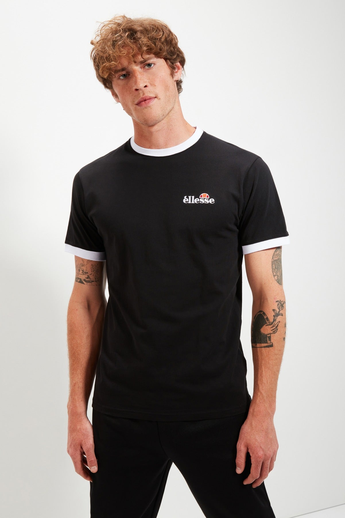 ELLESSE MEDUNO TEE en color NEGRO (2)