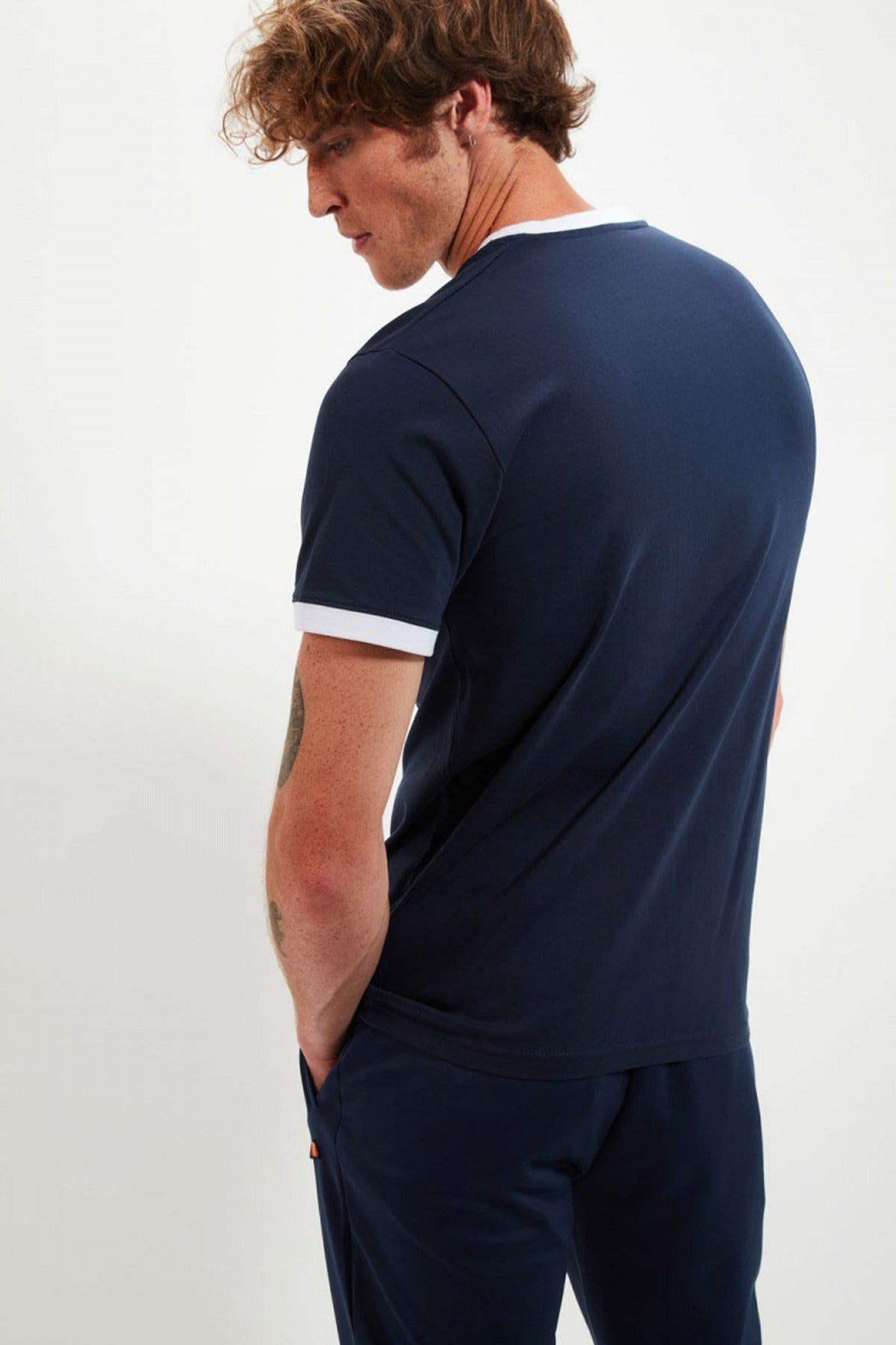 ELLESSE MEDUNO TEE en color AZUL (2)
