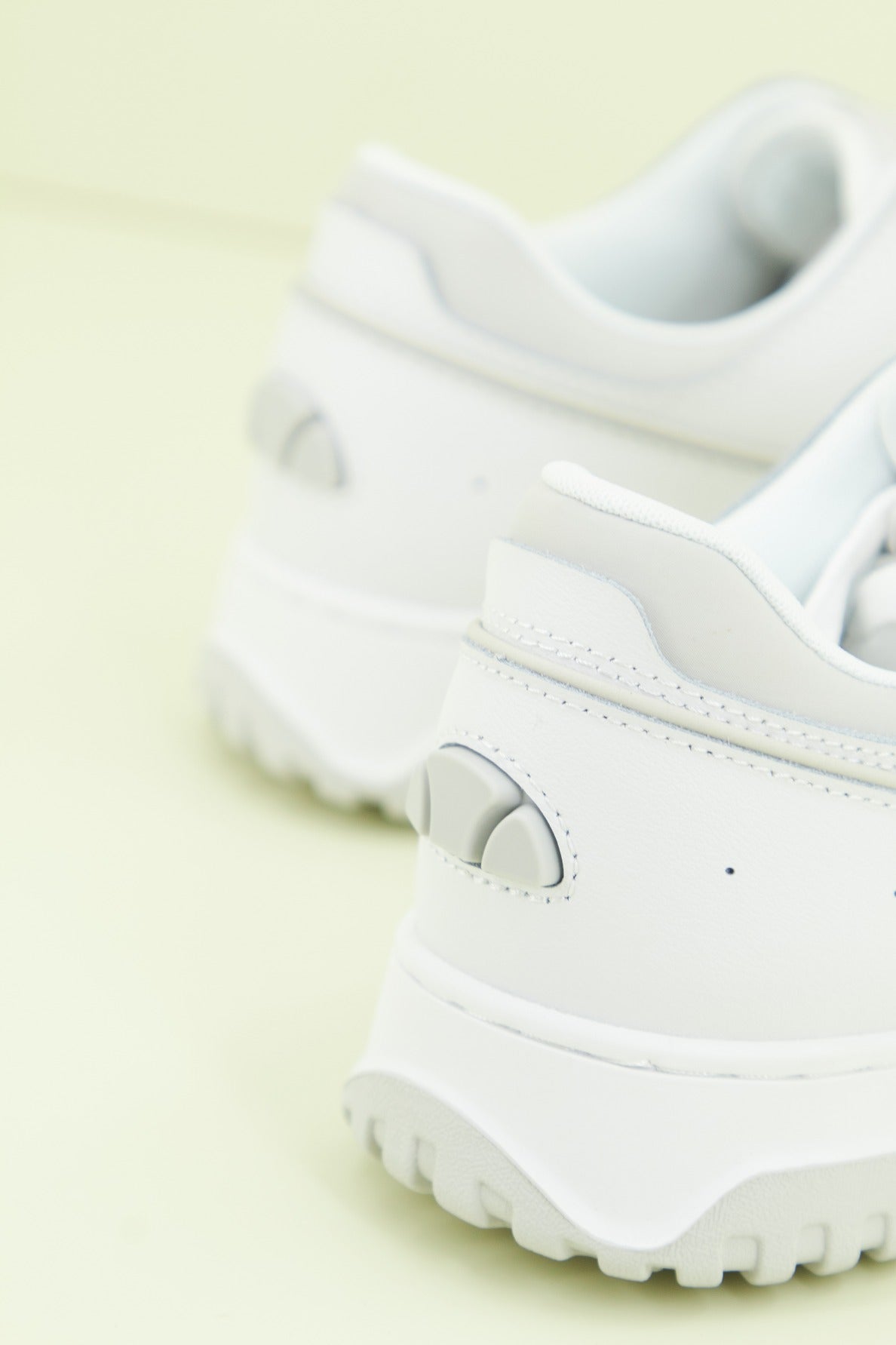 ELLESSE LS CUPSOLE en color BLANCO (3)