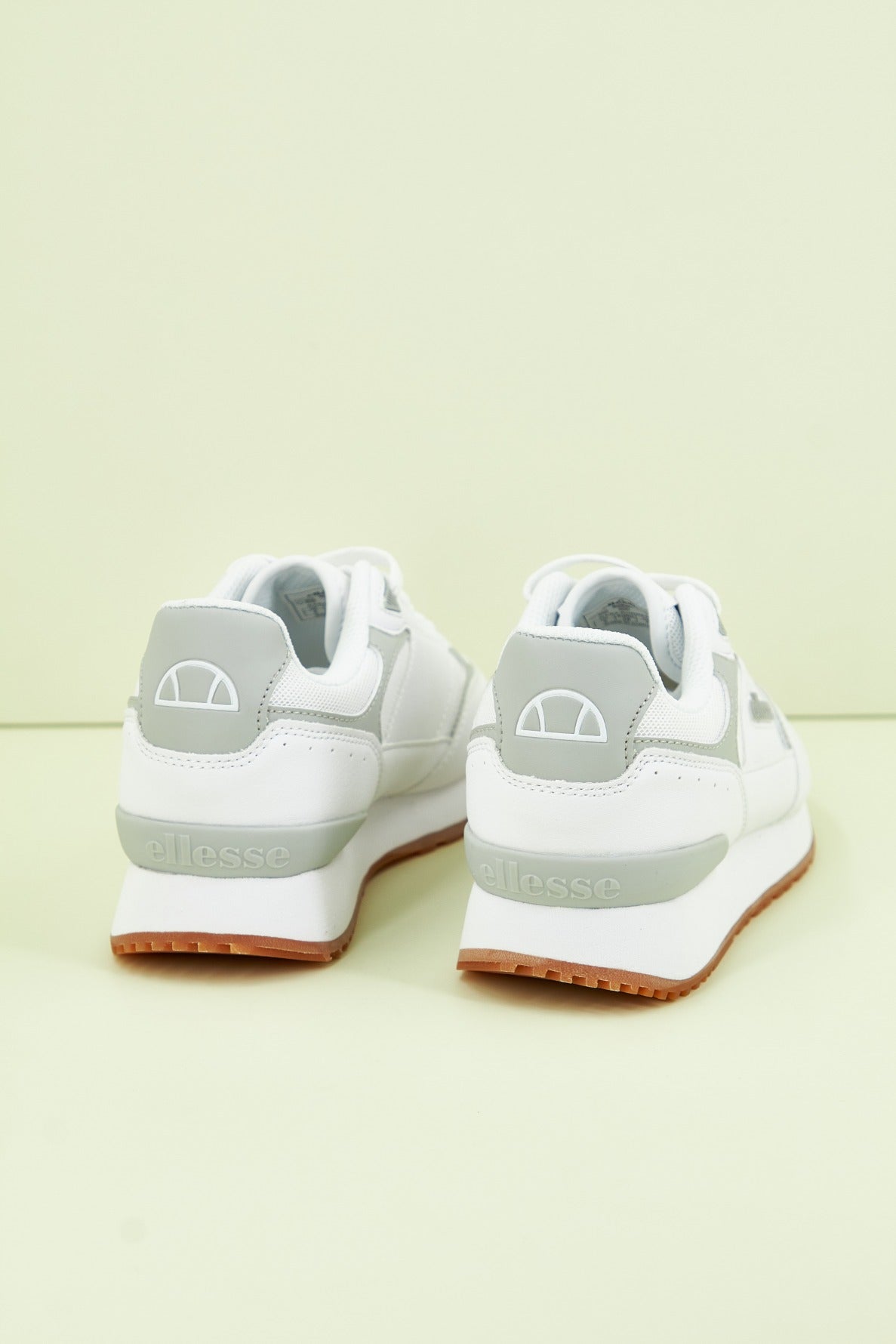 ELLESSE GARA RUNNER en color BLANCO (4)