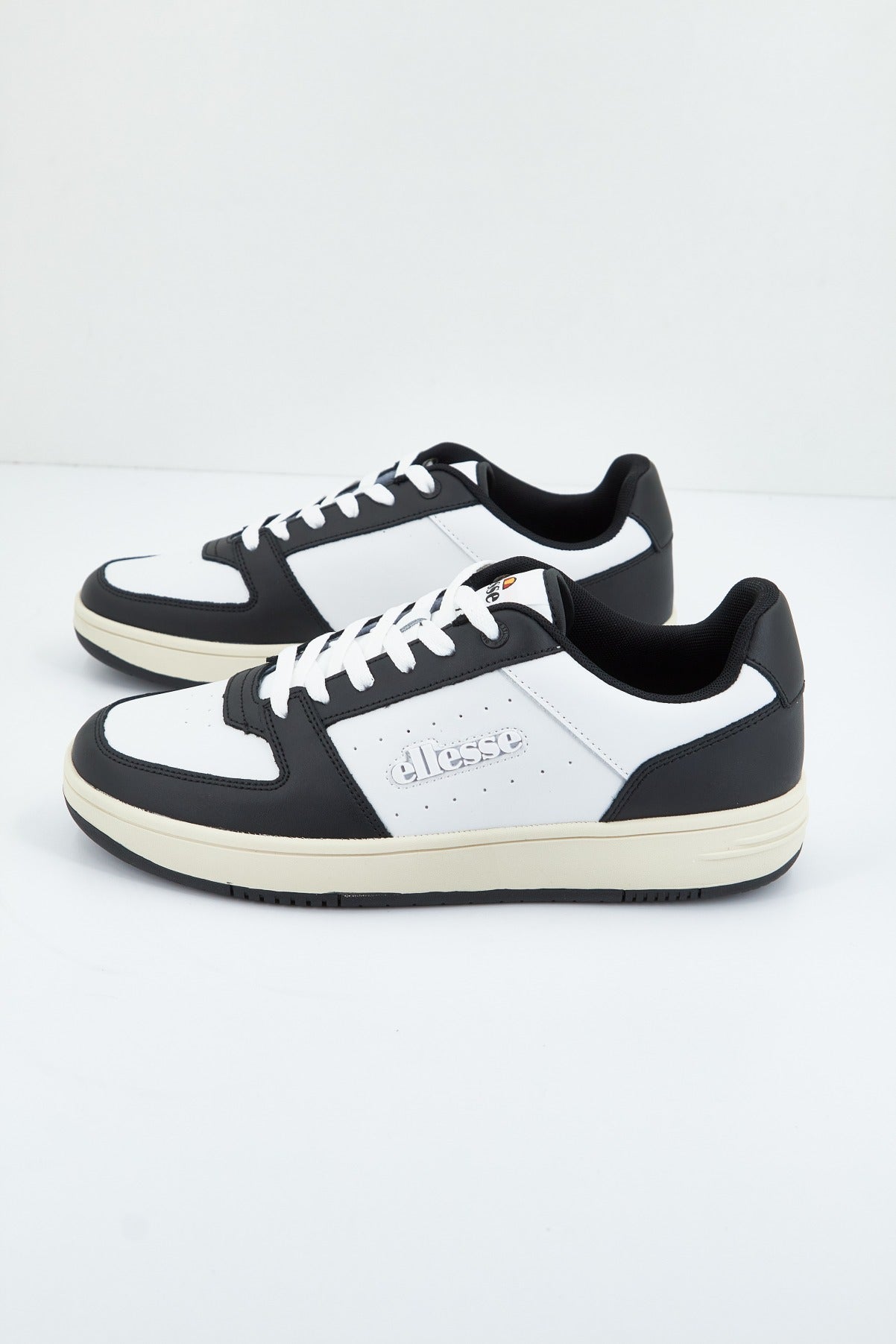 ELLESSE PANARO CUPSOLE en color BLANCO (1)