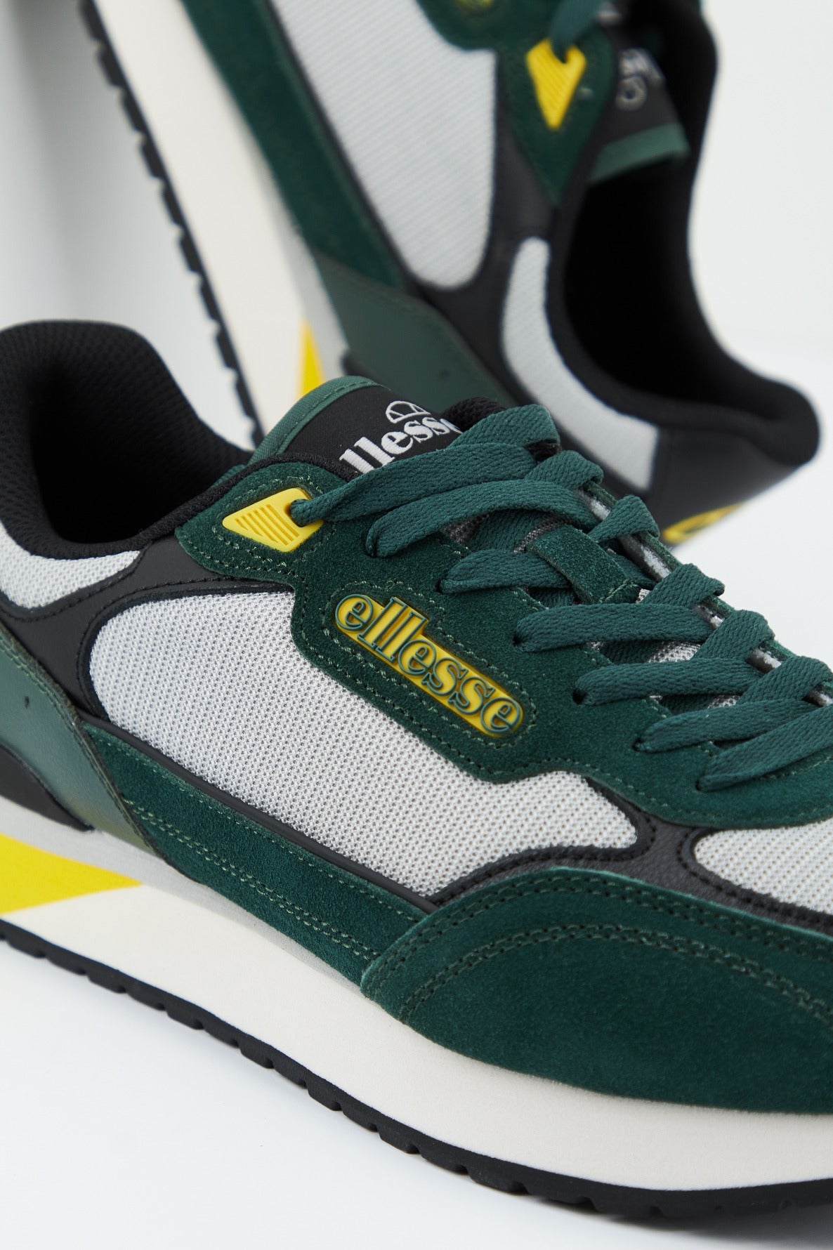 ELLESSE LS RUNNER en color VERDE (4)
