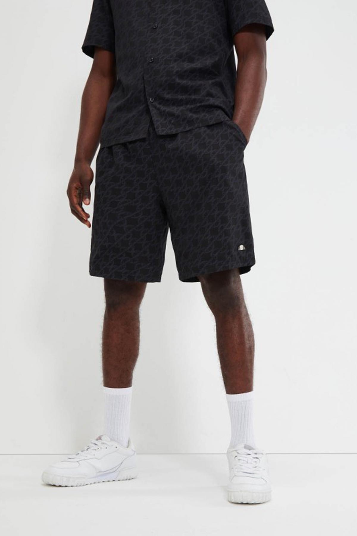 ELLESSE ALENZO SHORT INCH en color NEGRO (1)