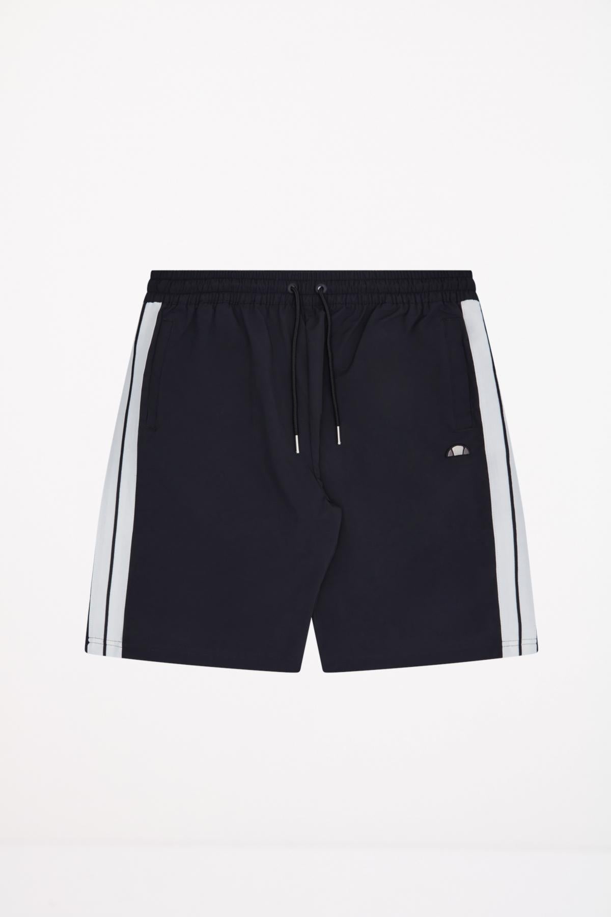 ELLESSE TERRONI SHORT INCH en color NEGRO (1)
