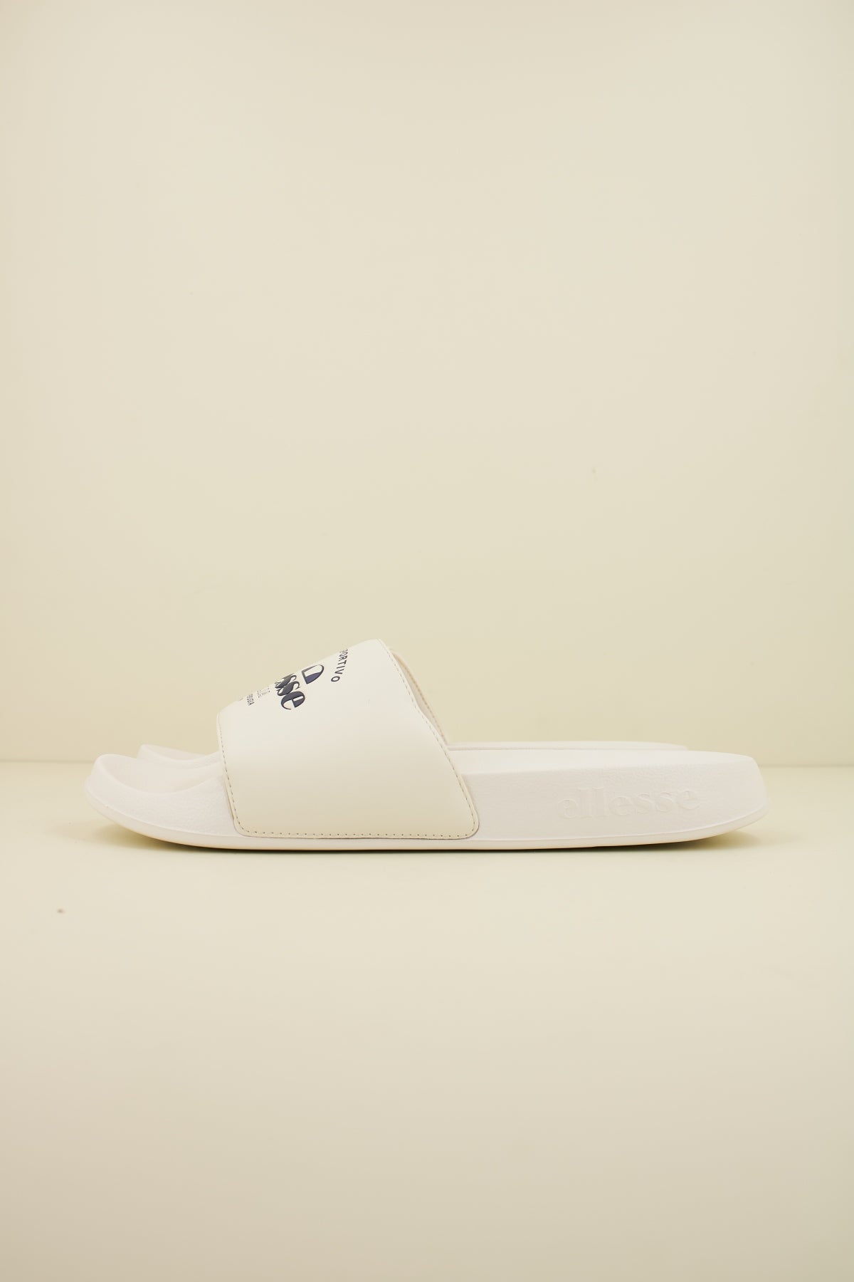 ELLESSE SHVF en color BLANCO (1)