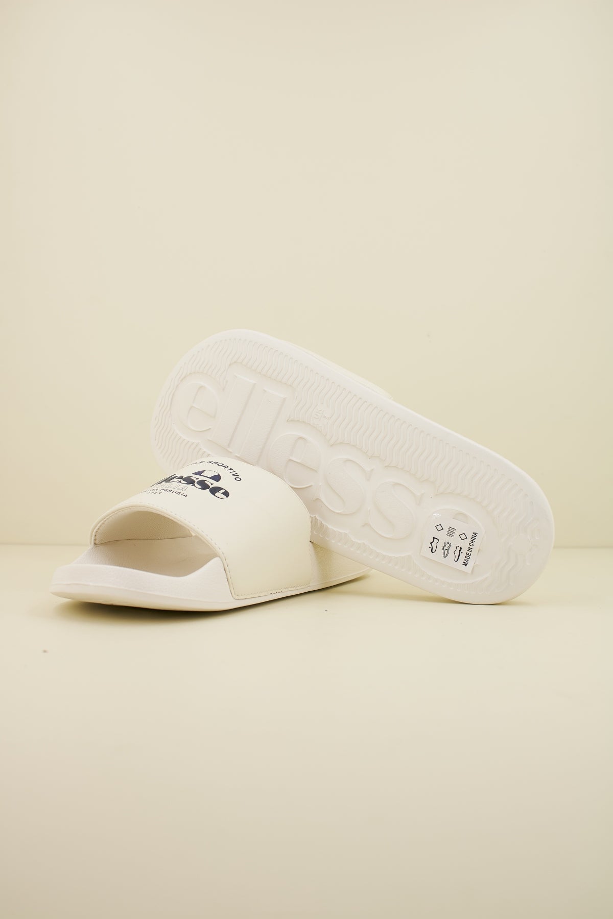 ELLESSE SHVF en color BLANCO (4)