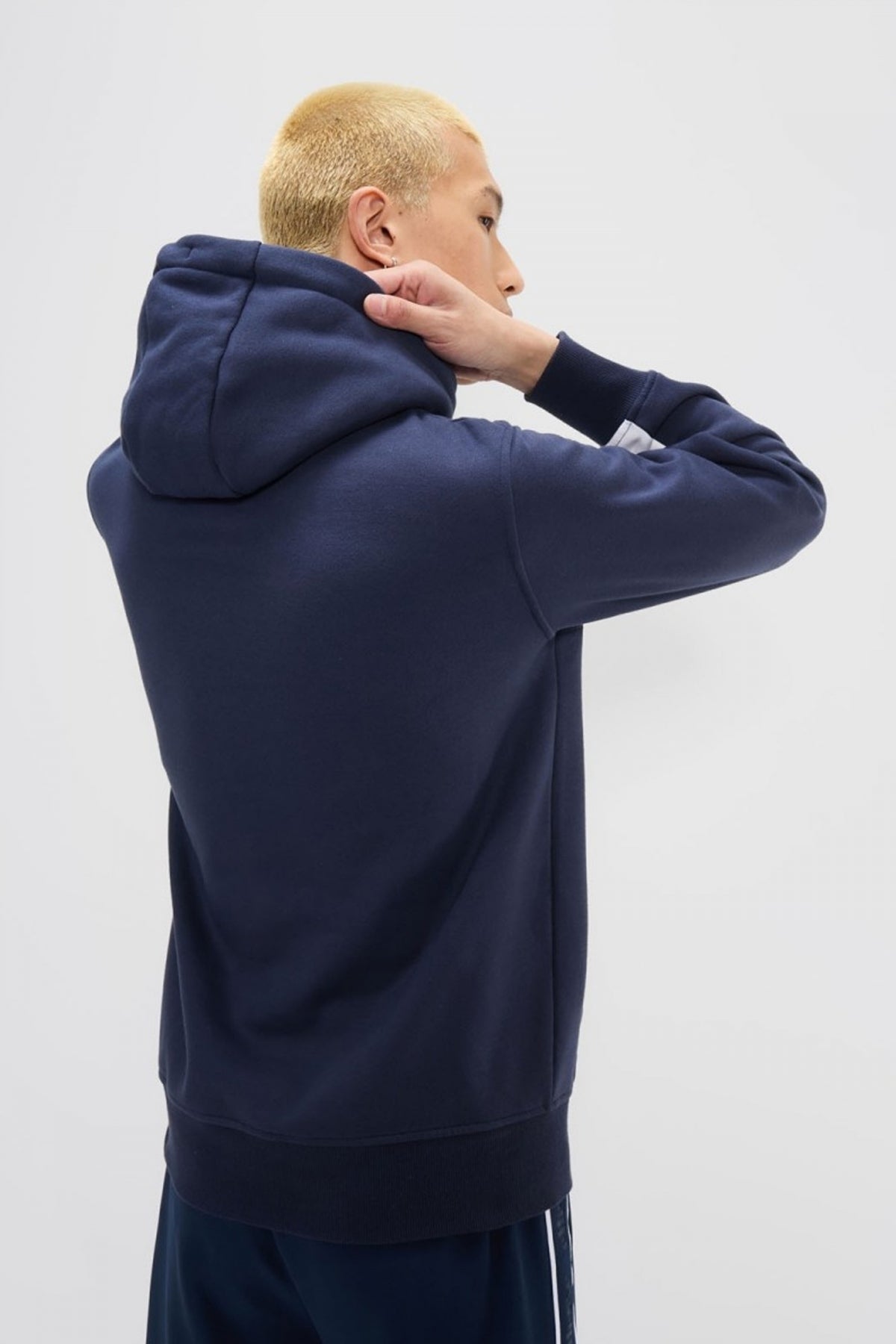 ELLESSE VIERIAN HOODY en color AZUL (2)
