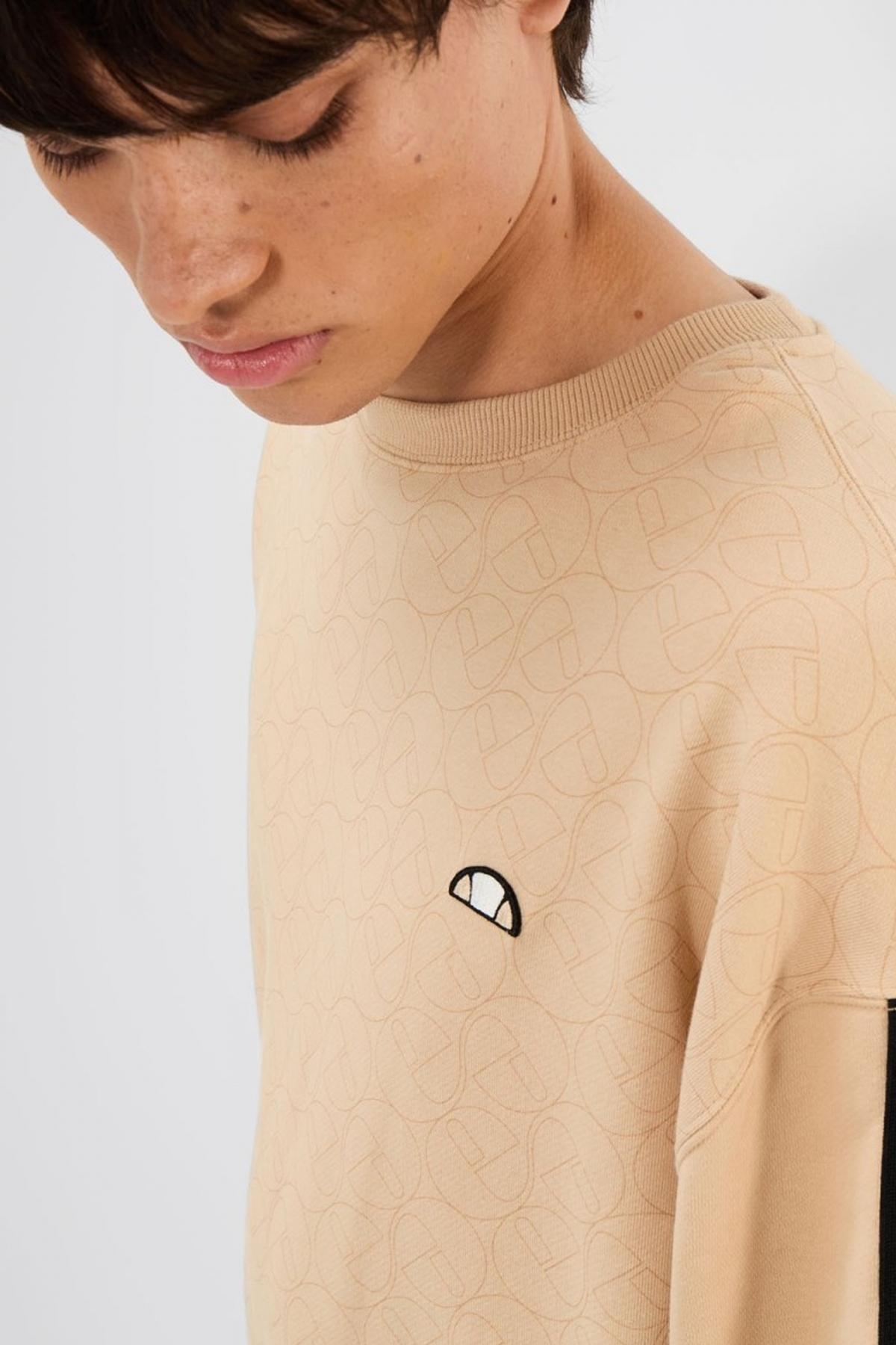 ELLESSE ALMORA SWEATSHIRT en color BEIS (3)