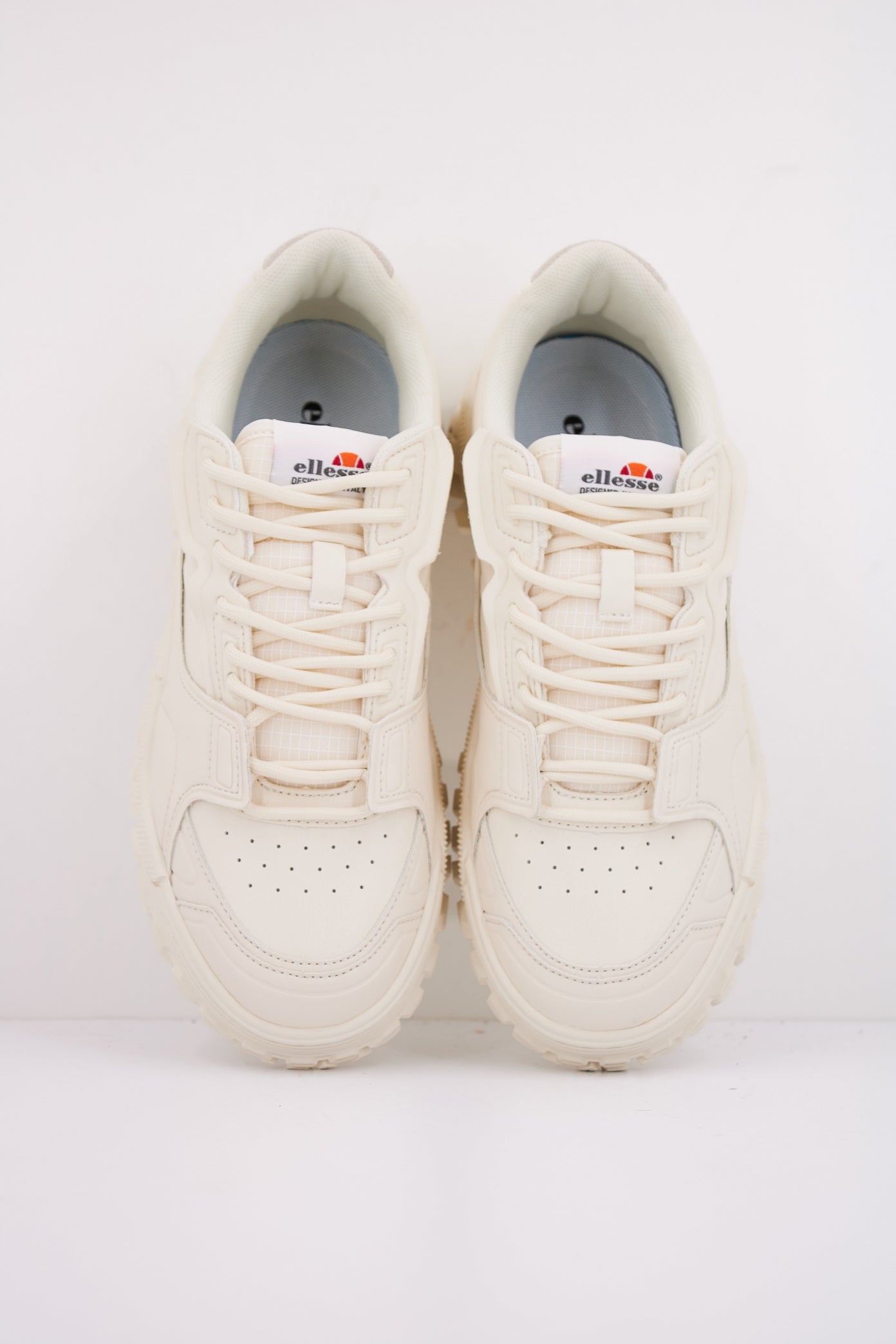 ELLESSE ELW en color BEIS (3)