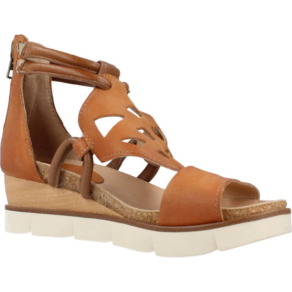MJUS M en color MARRON CLARO (5)