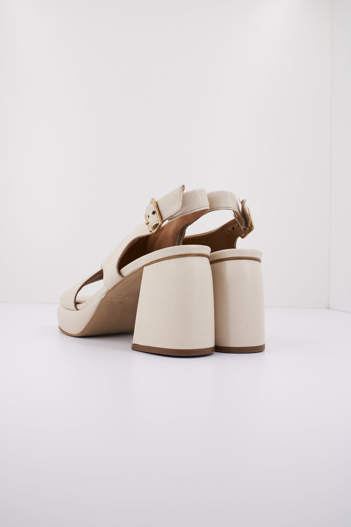 MJUS T en color BEIS (3)