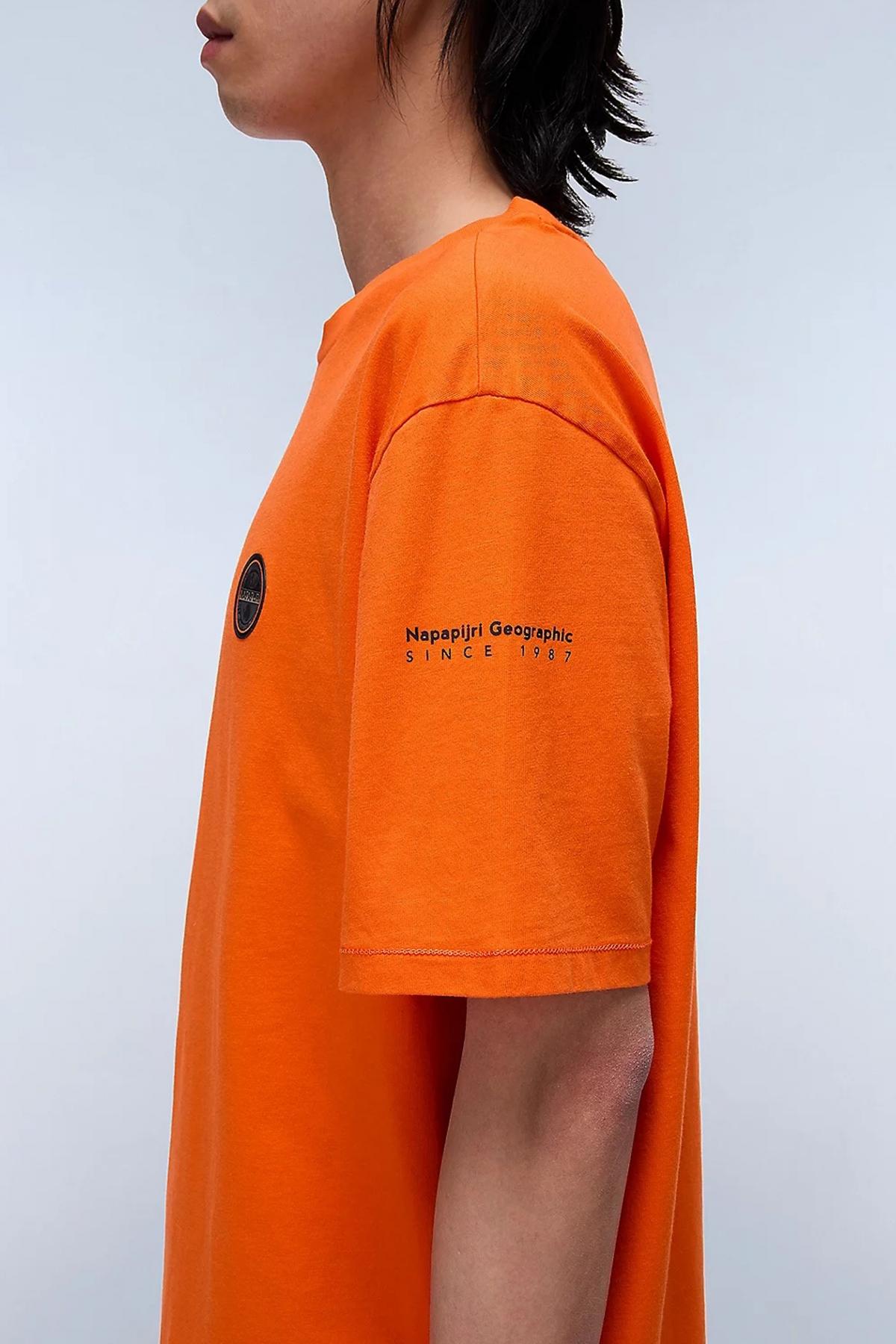 NAPAPIJRI S BADGE en color NARANJA (4)