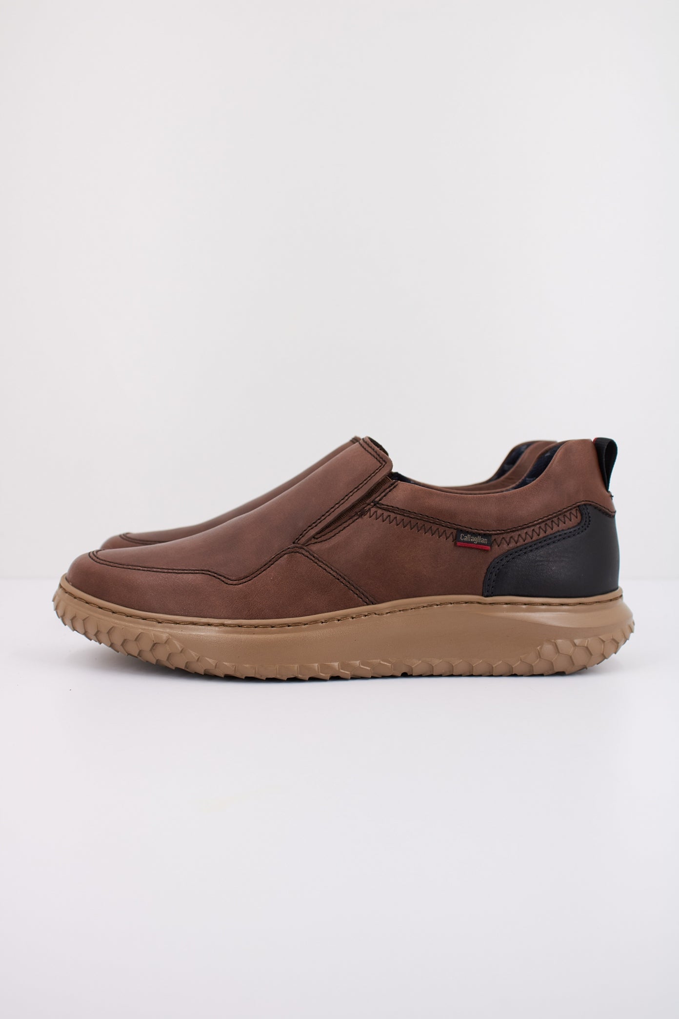CALLAGHAN C en color MARRON (1)