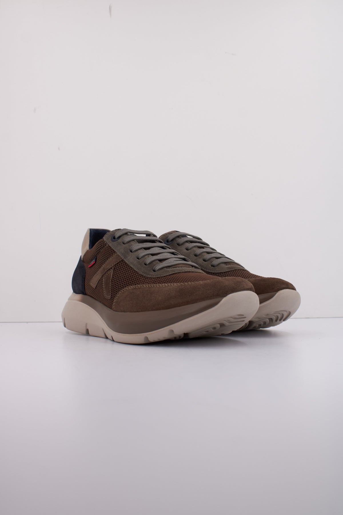 CALLAGHAN C en color MARRON CLARO (2)