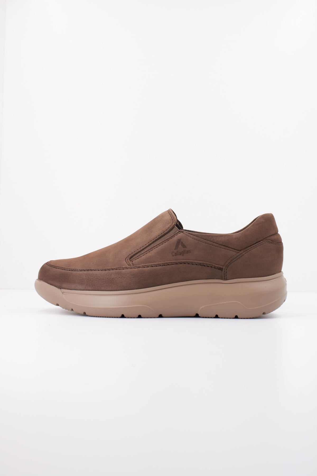 CALLAGHAN BUKARO TAUPE en color MARRON (1)