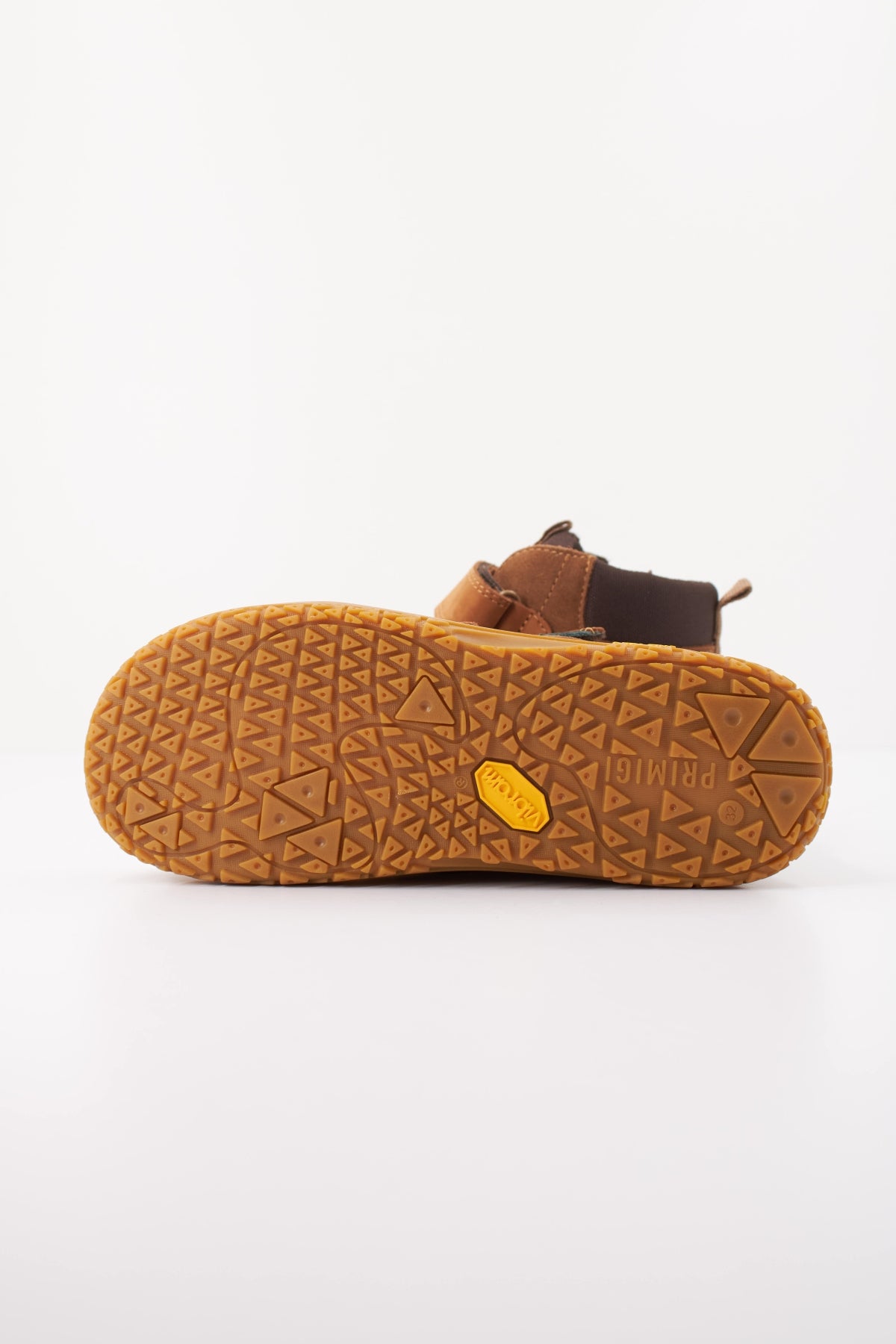 PRIMIGI PYR GTX en color MARRON CLARO (5)