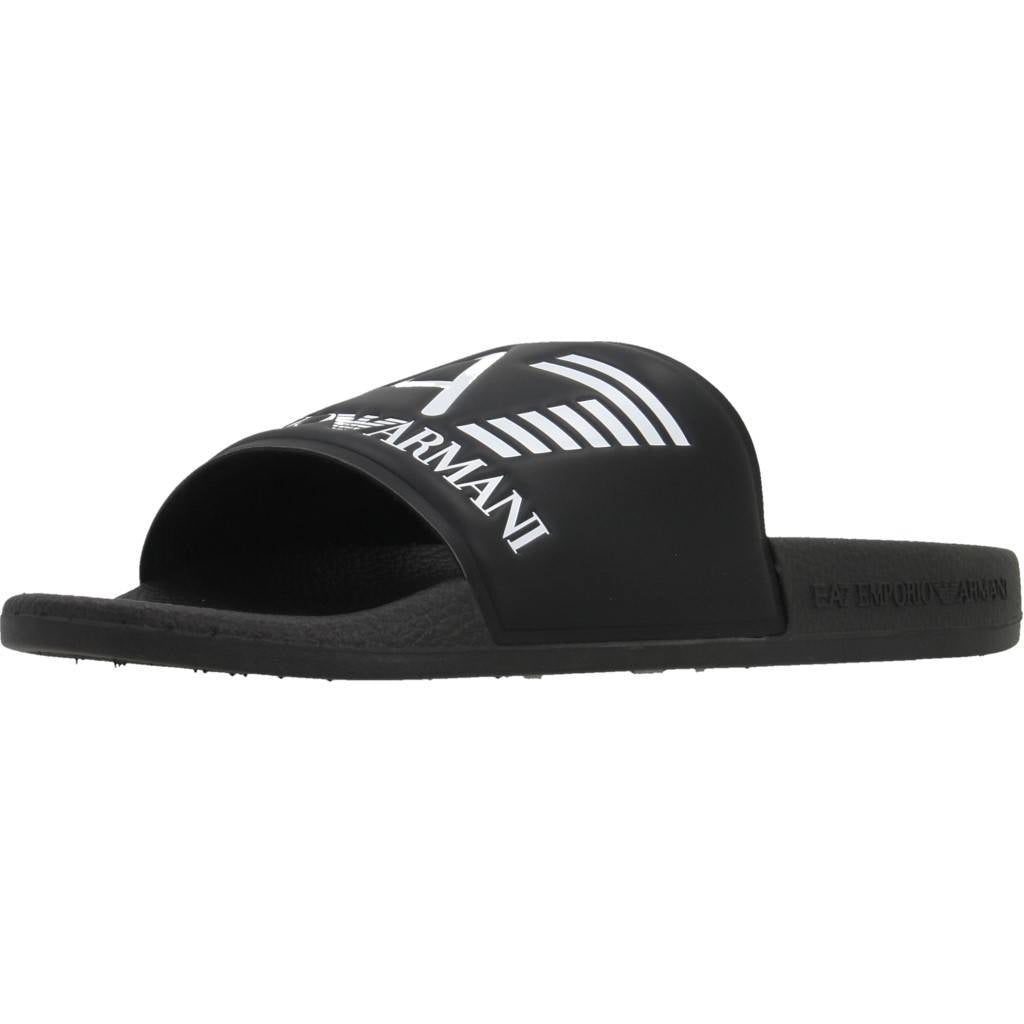 EMPORIO ARMANI BEACHWEAR en color NEGRO (1)