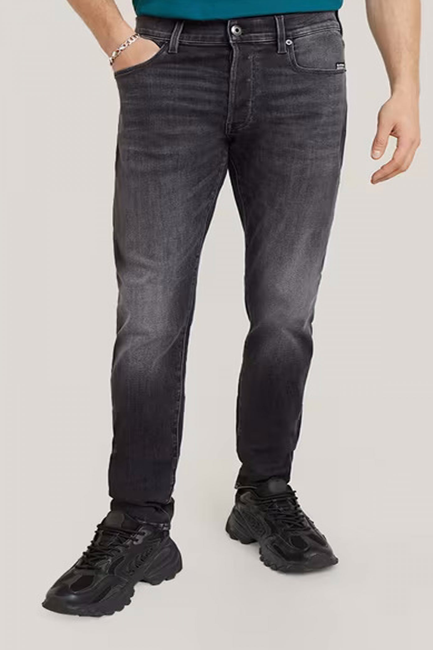 G-STAR SLIM JEANS en color NEGRO (1)