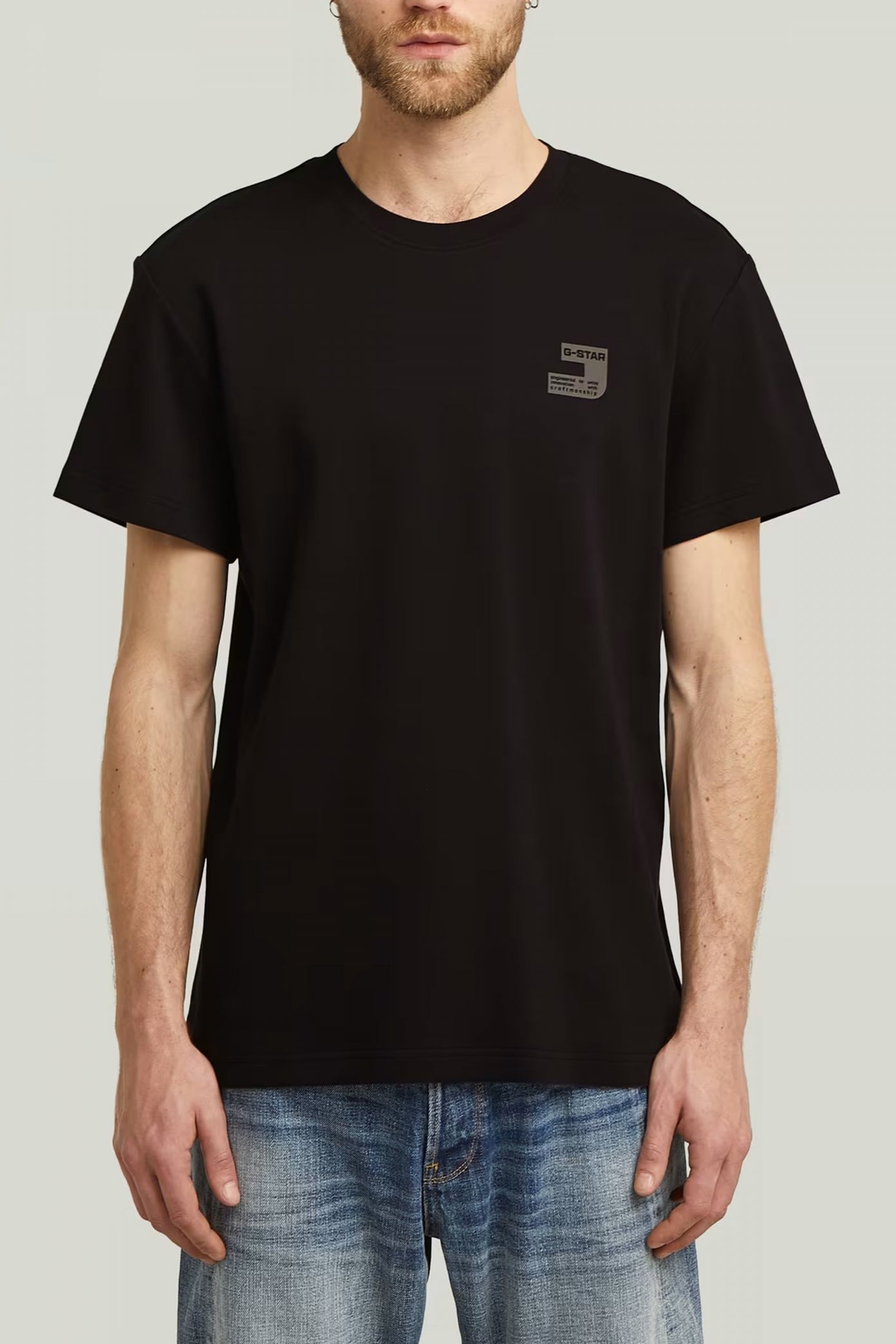 G-STAR CHEST LOGO RT en color NEGRO (1)