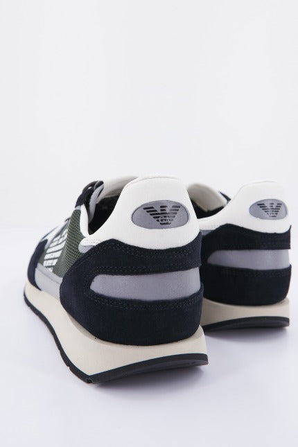 EMPORIO ARMANI SNEAKER en color VERDE (3)