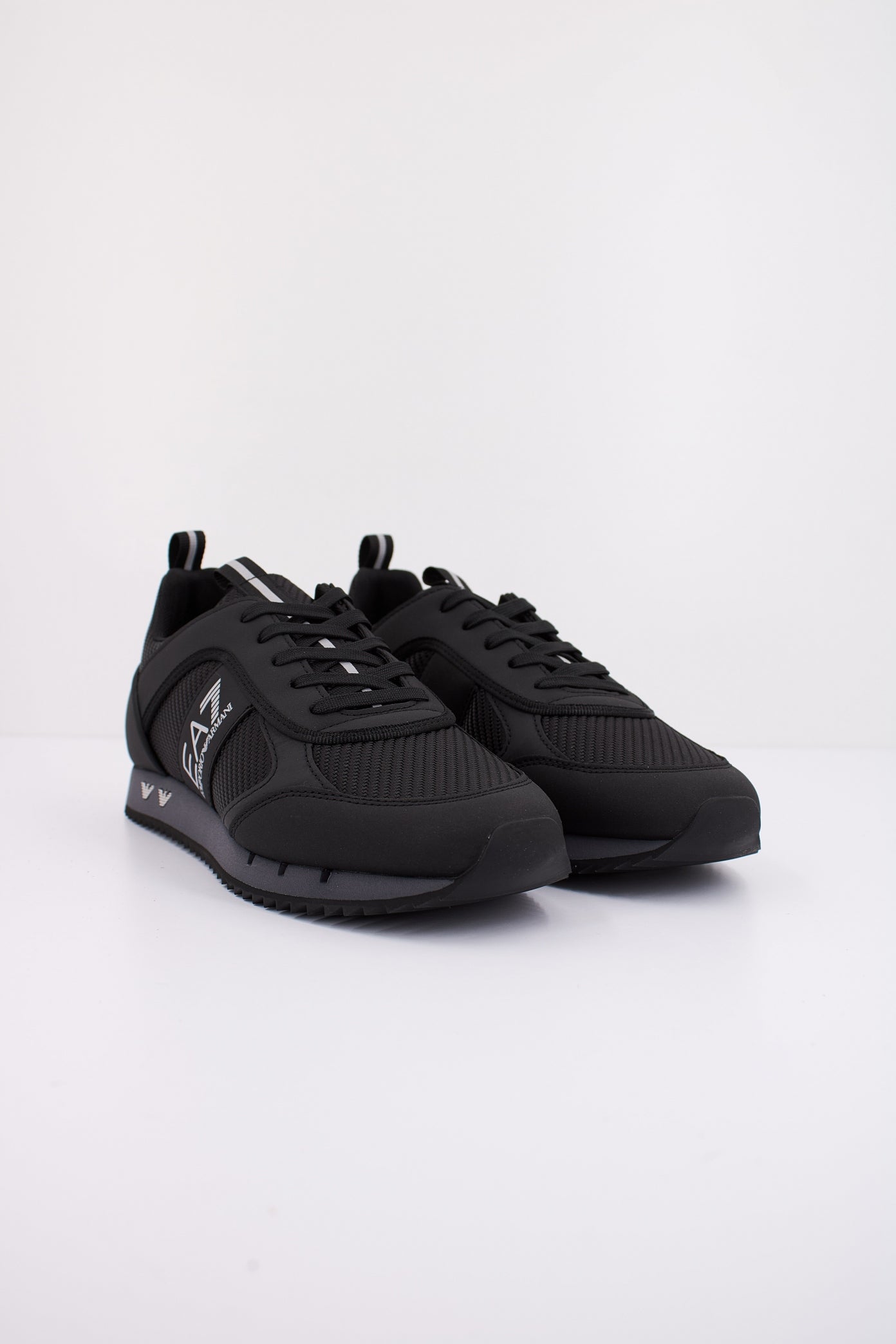 EMPORIO ARMANI LIFESTYLE EVOLUTION U en color NEGRO (2)