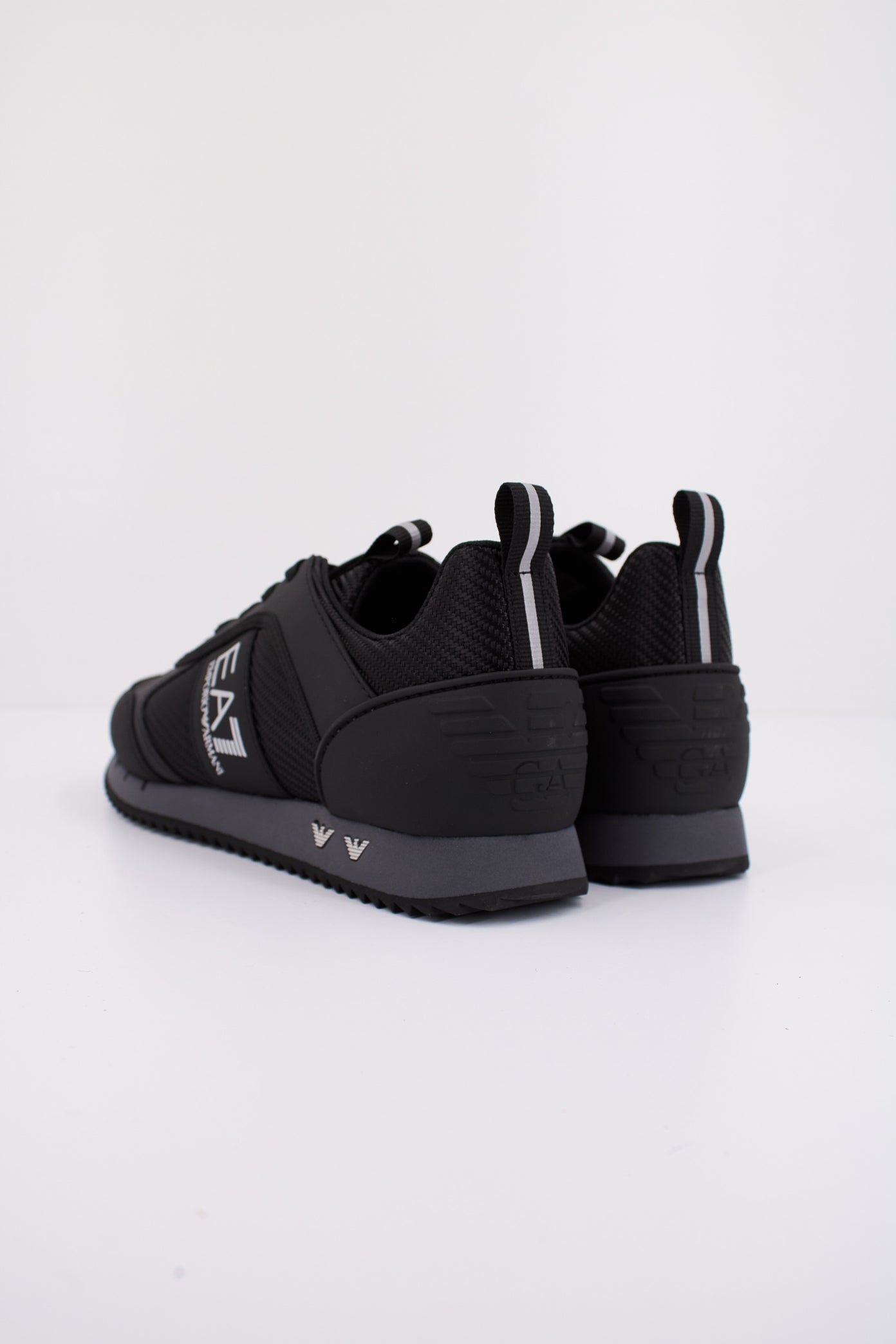 EMPORIO ARMANI LIFESTYLE EVOLUTION U en color NEGRO (4)