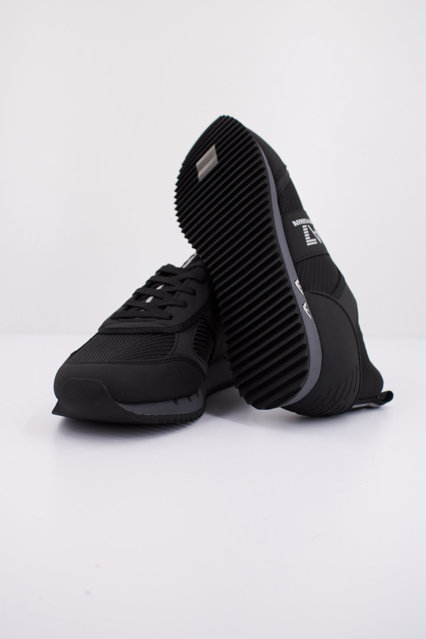 EMPORIO ARMANI LIFESTYLE EVOLUTION U en color NEGRO (5)