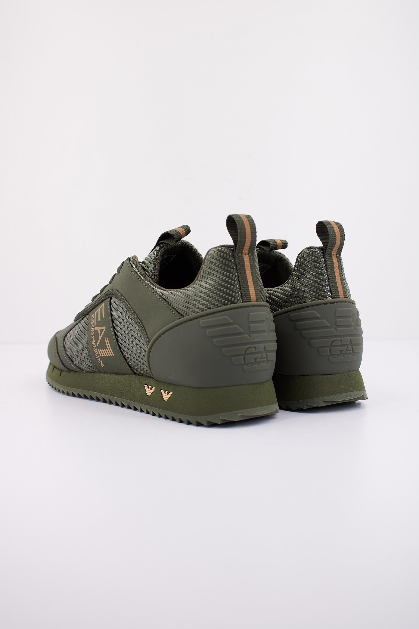 EMPORIO ARMANI LIFESTYLE EVOLUTION U en color VERDE (4)