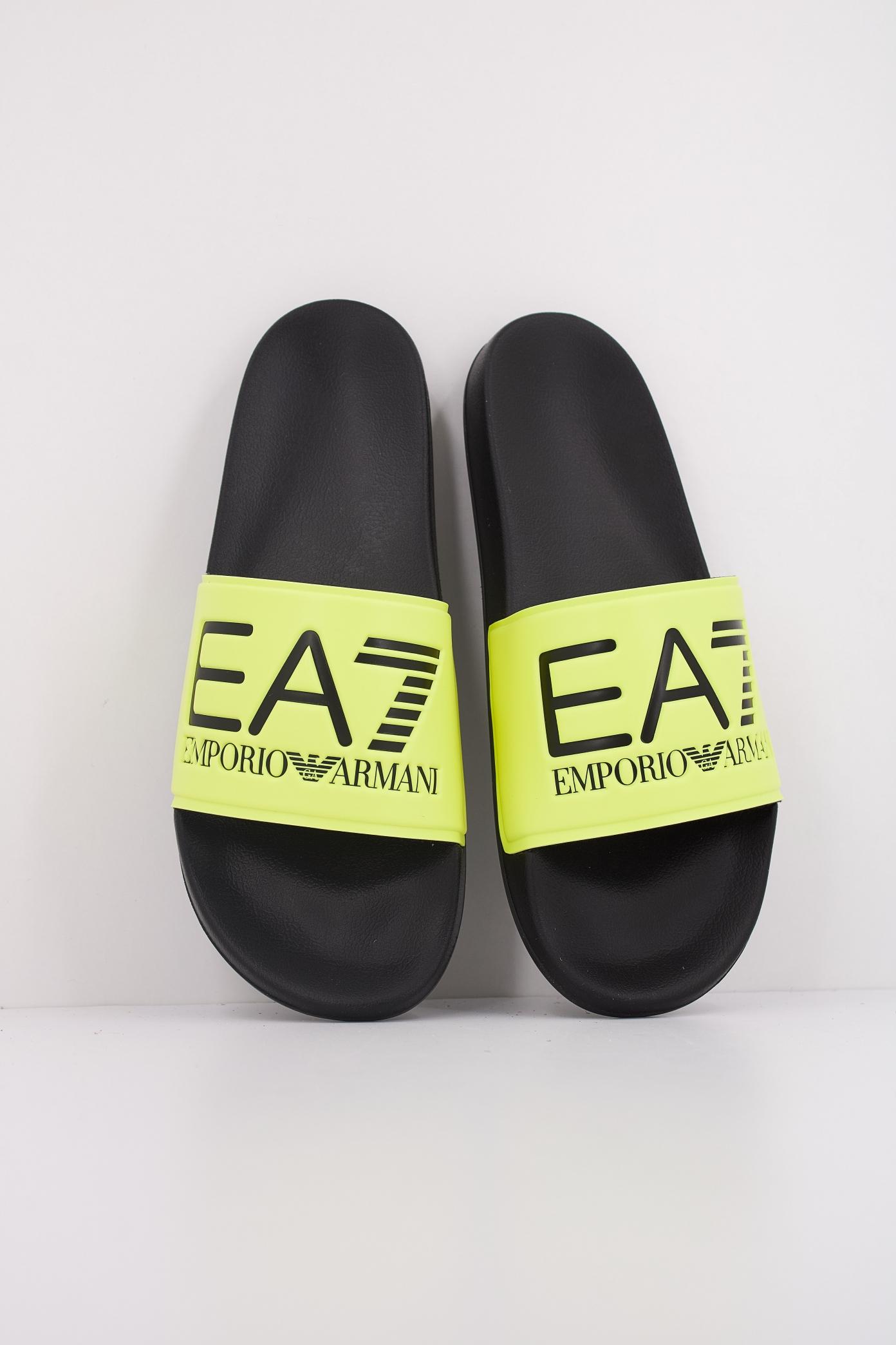 EMPORIO ARMANI SCARPE BEACHWEAR en color AMARILLO (3)