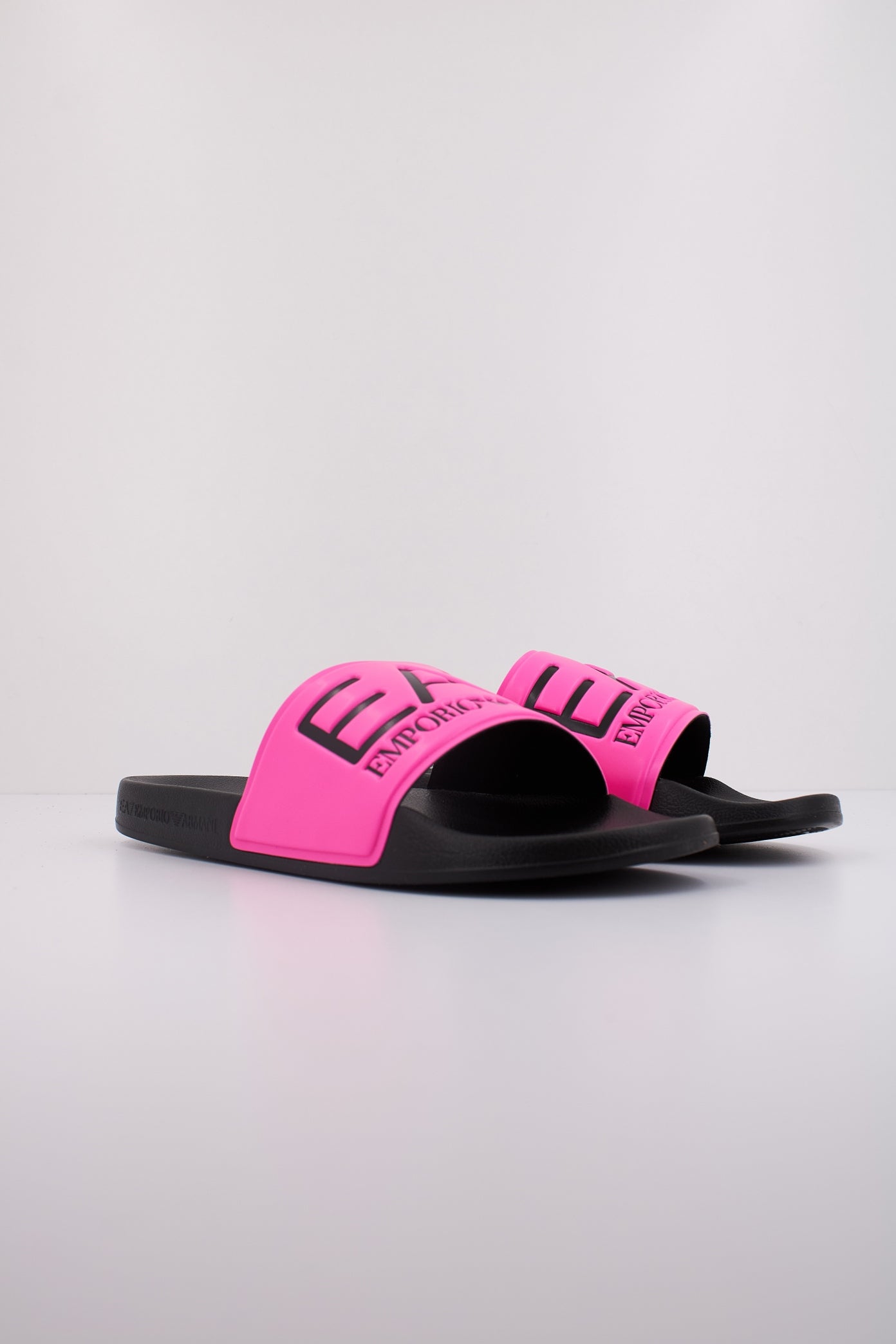EMPORIO ARMANI SCARPE BEACHWEAR en color ROSA (2)