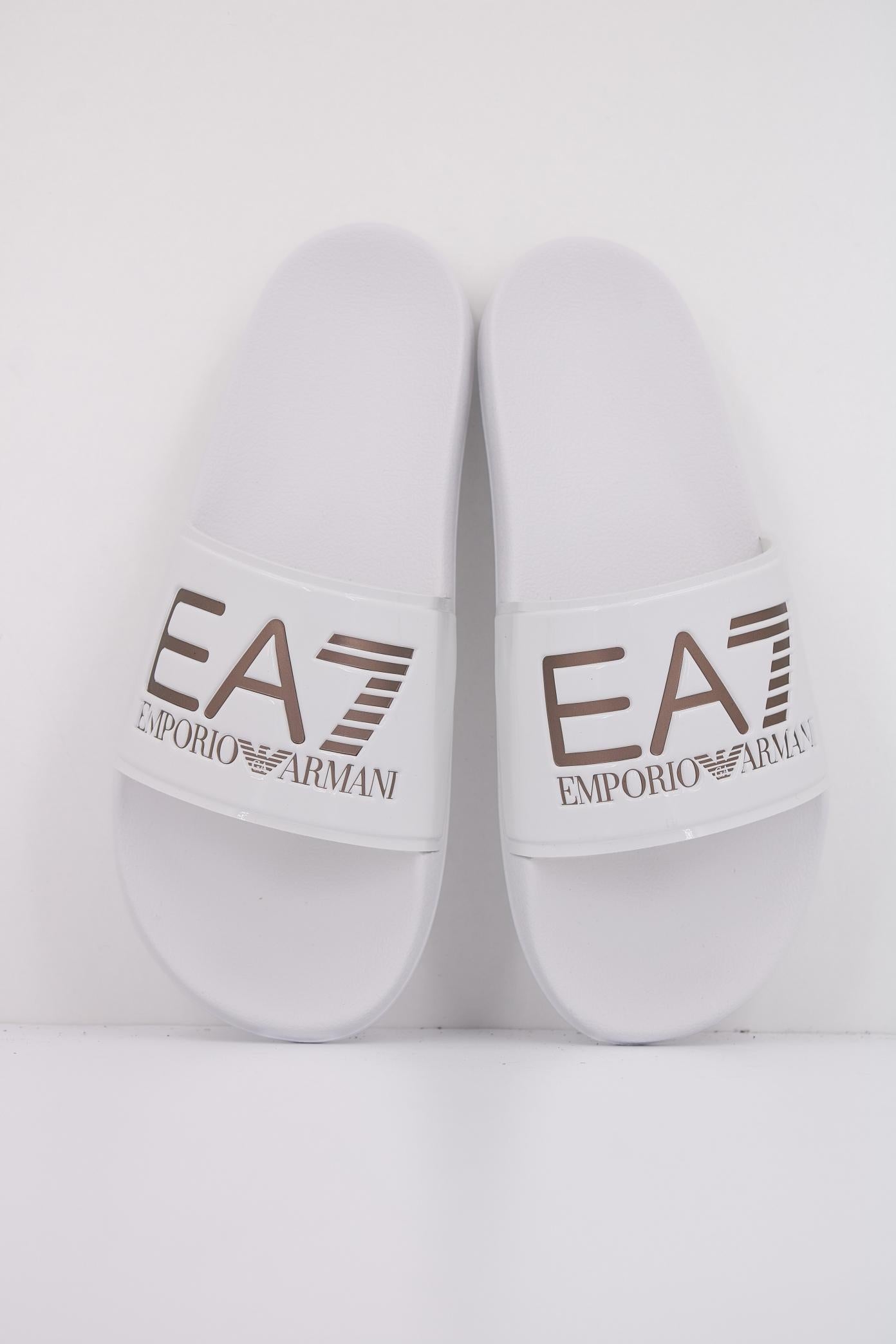 EMPORIO ARMANI SCARPE BEACHWEAR en color BLANCO (3)